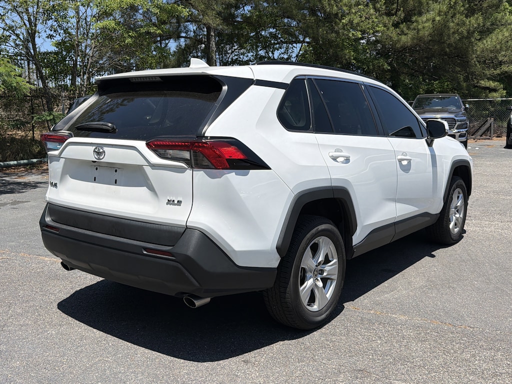 Used 2021 Toyota RAV4 XLE SUV