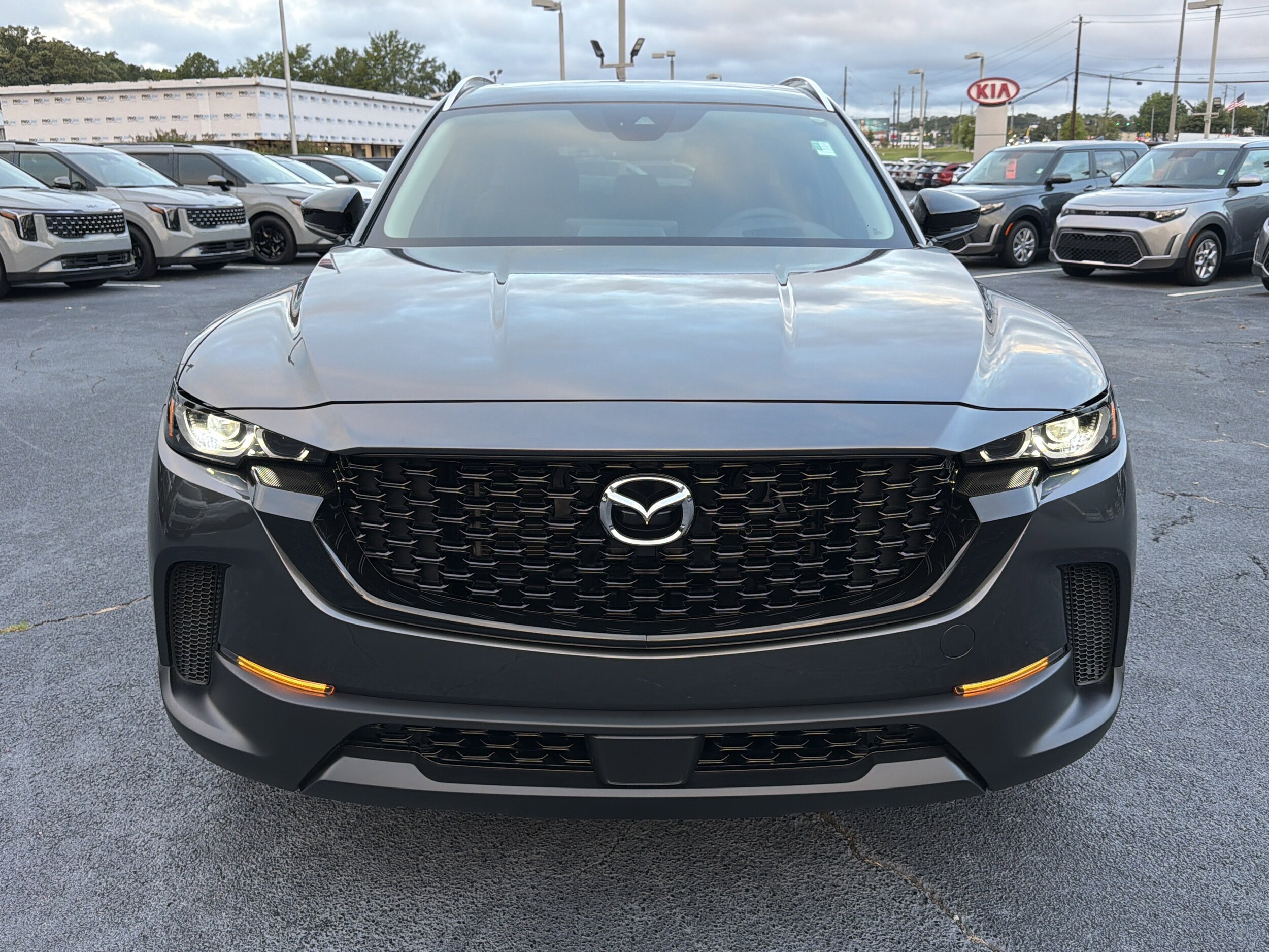 2023 Mazda CX-50 2.5 Premium Plus photo 2