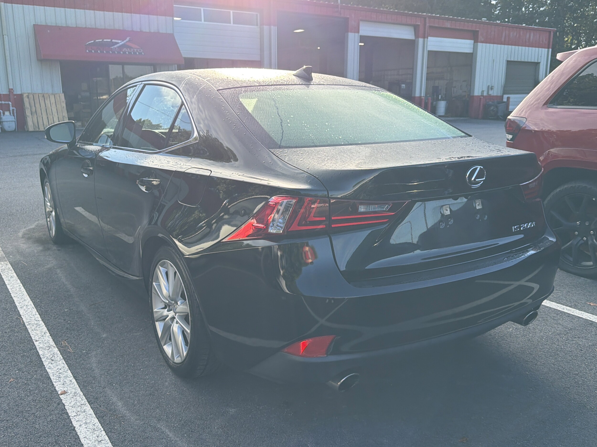 2016 Lexus IS 200t photo 4