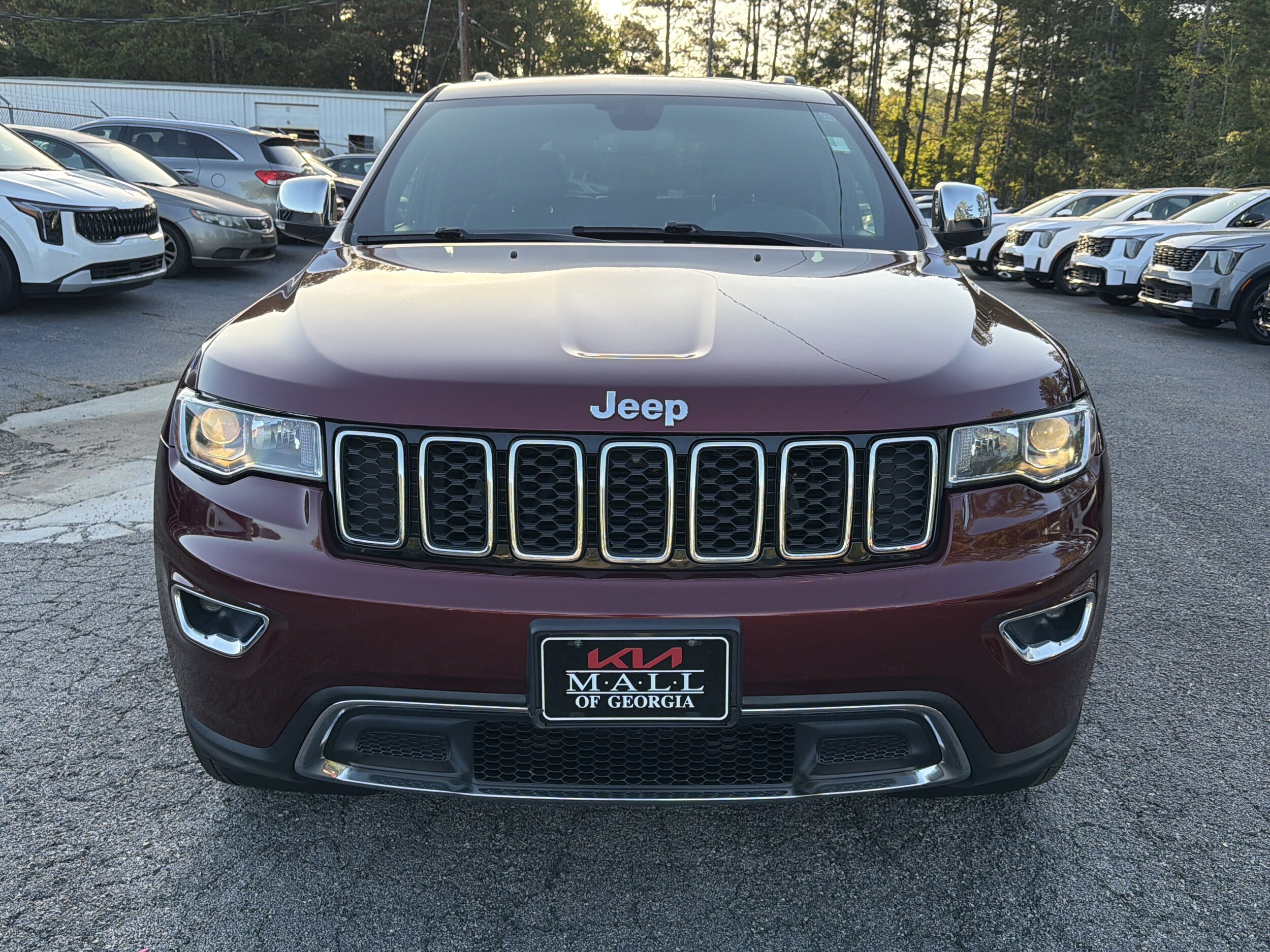 2020 Jeep Grand Cherokee Limited photo 2