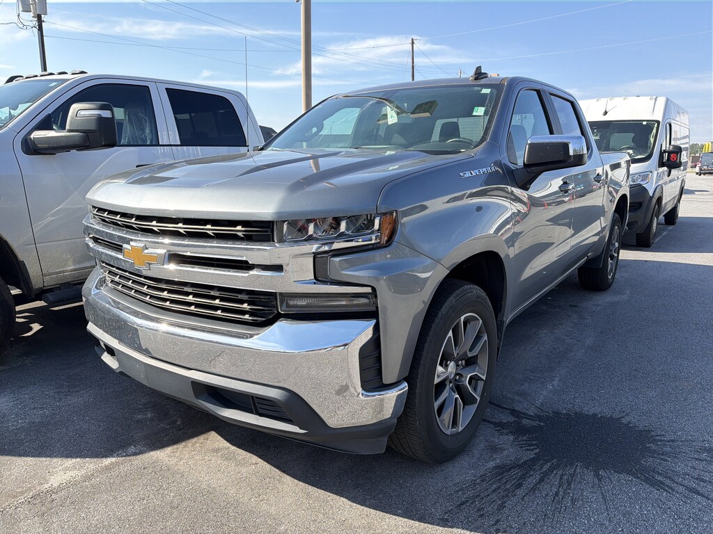 Used 2020 Chevrolet Silverado 1500 LT Truck Crew Cab