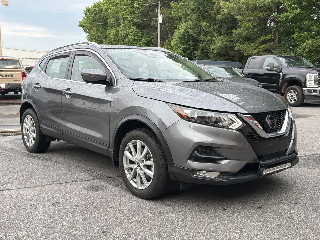 Used 2022 Nissan Rogue Sport SV SUV