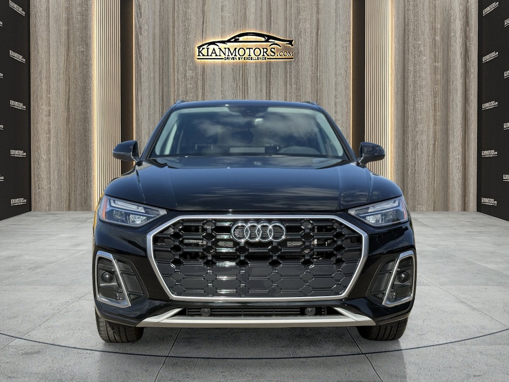 Used 2024 Audi Q5 e S line Premium SUV