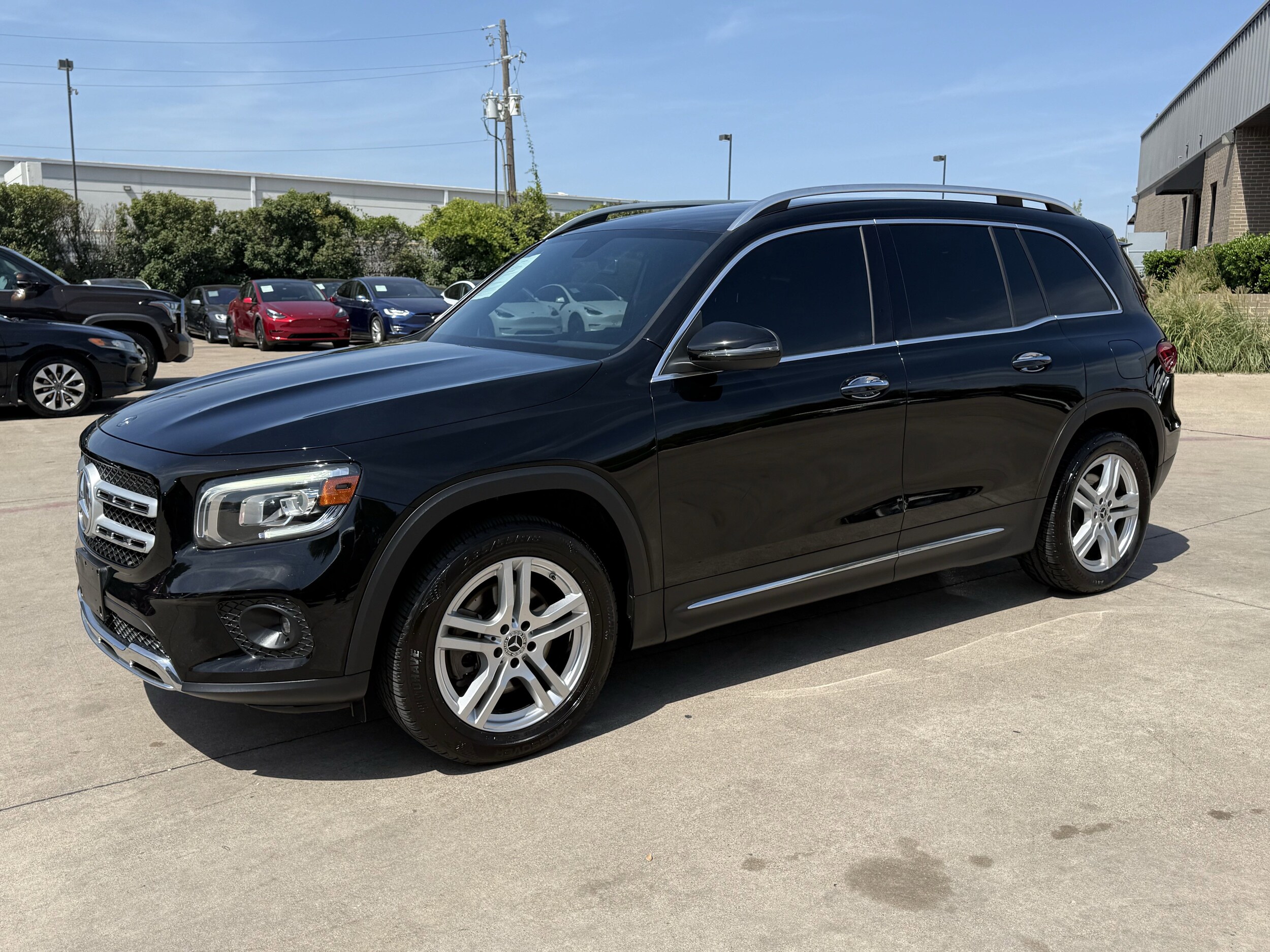 2020 Mercedes Benz GLB 250 photo 3