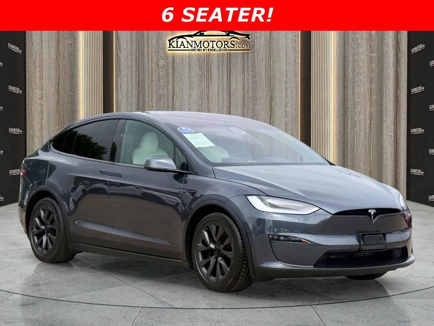 2022 Tesla Model X Plaid's photo