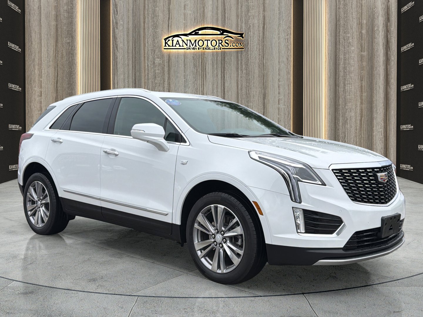 2024 Cadillac XT5 FWD Premium Luxury's photo
