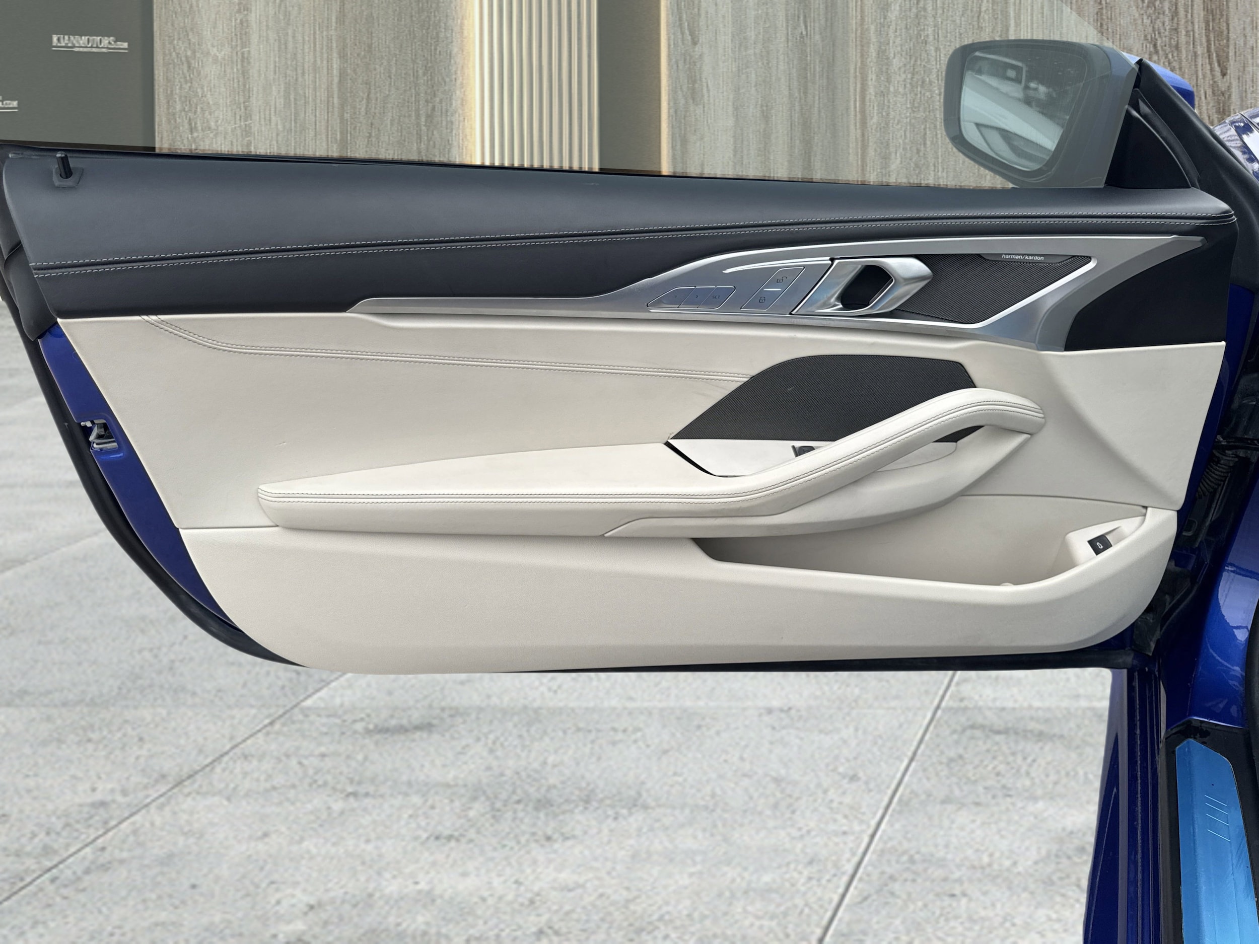2025 BMW 8 Series 840i - Photo 24