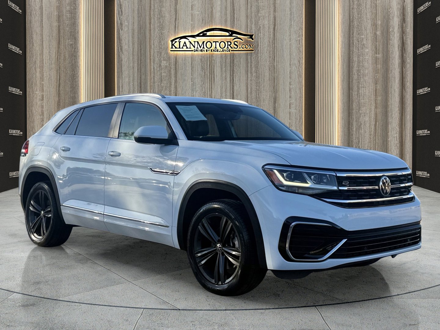 2021 Volkswagen Atlas Cross Sport SE w/Tech R-Line