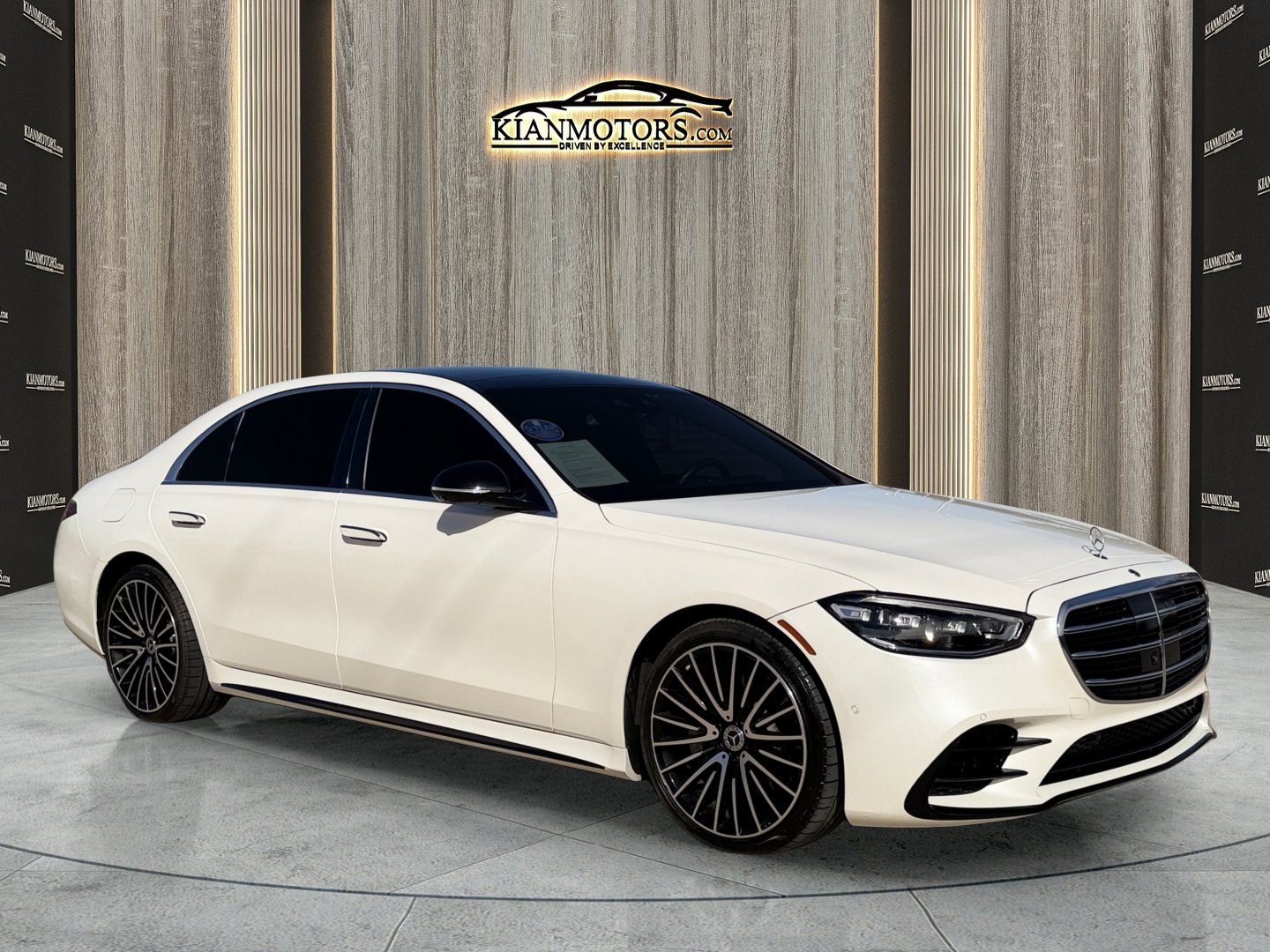 2022 Mercedes-Benz S-Class S 500 4MATIC's photo