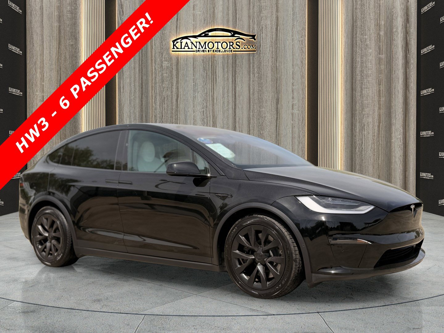 2023 Tesla Model X Long Range's photo