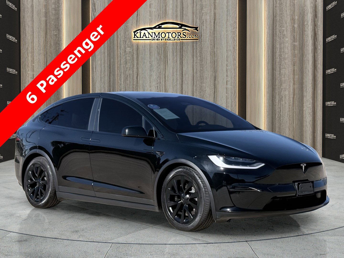 2023 Tesla Model X Long Range's photo