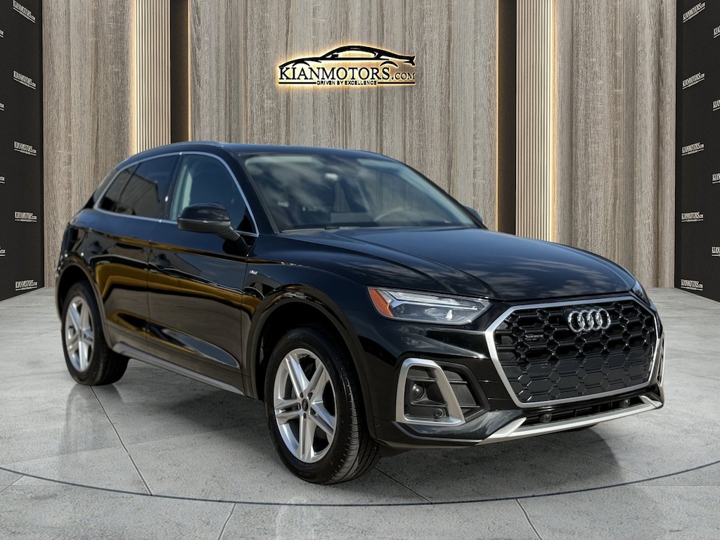 Used 2024 Audi Q5 e S line Premium SUV