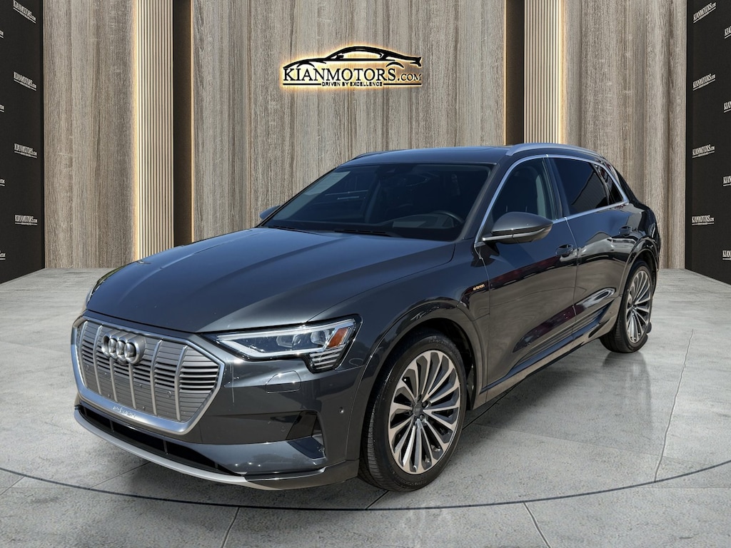 Used 2019 Audi e-tron Prestige SUV
