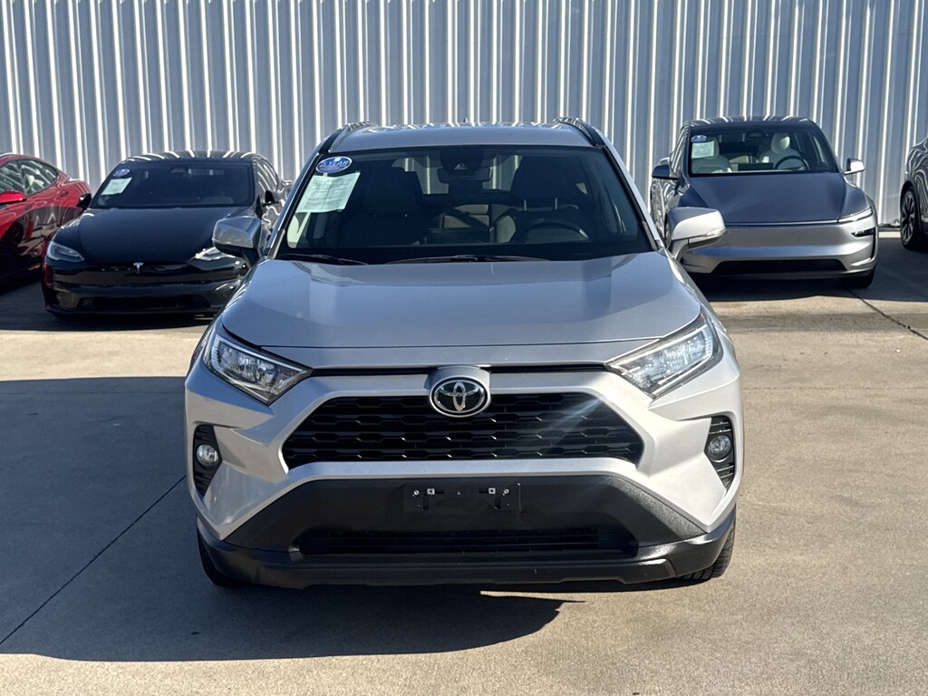 Used 2021 Toyota RAV4 XLE SUV