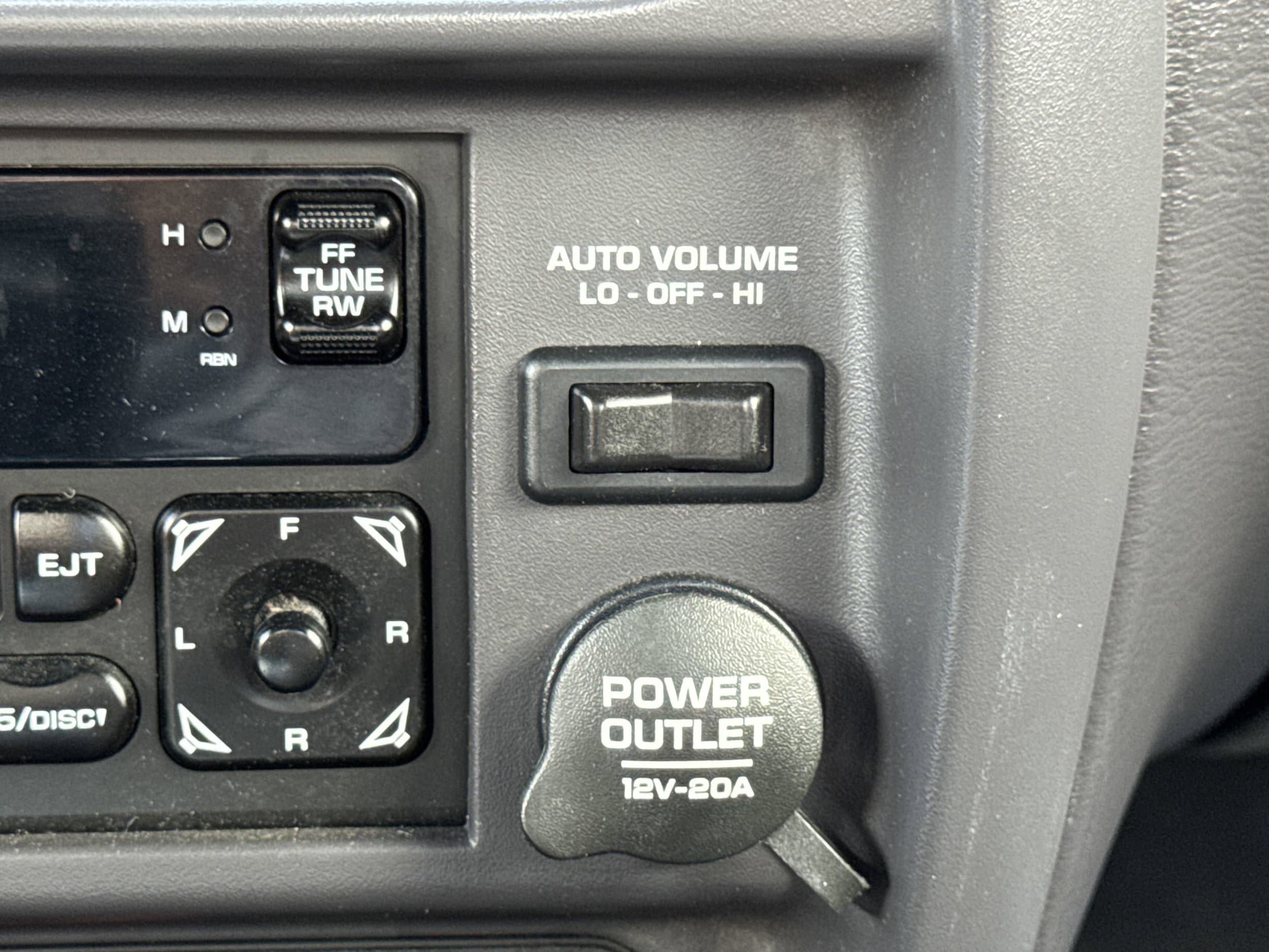 2002 Chrysler Prowler Base - Photo 71