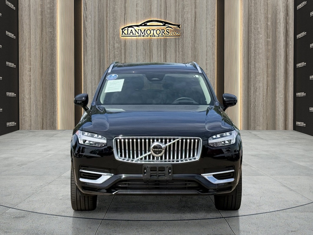 Used 2025 Volvo XC90 plug-in hybrid Ultra SUV
