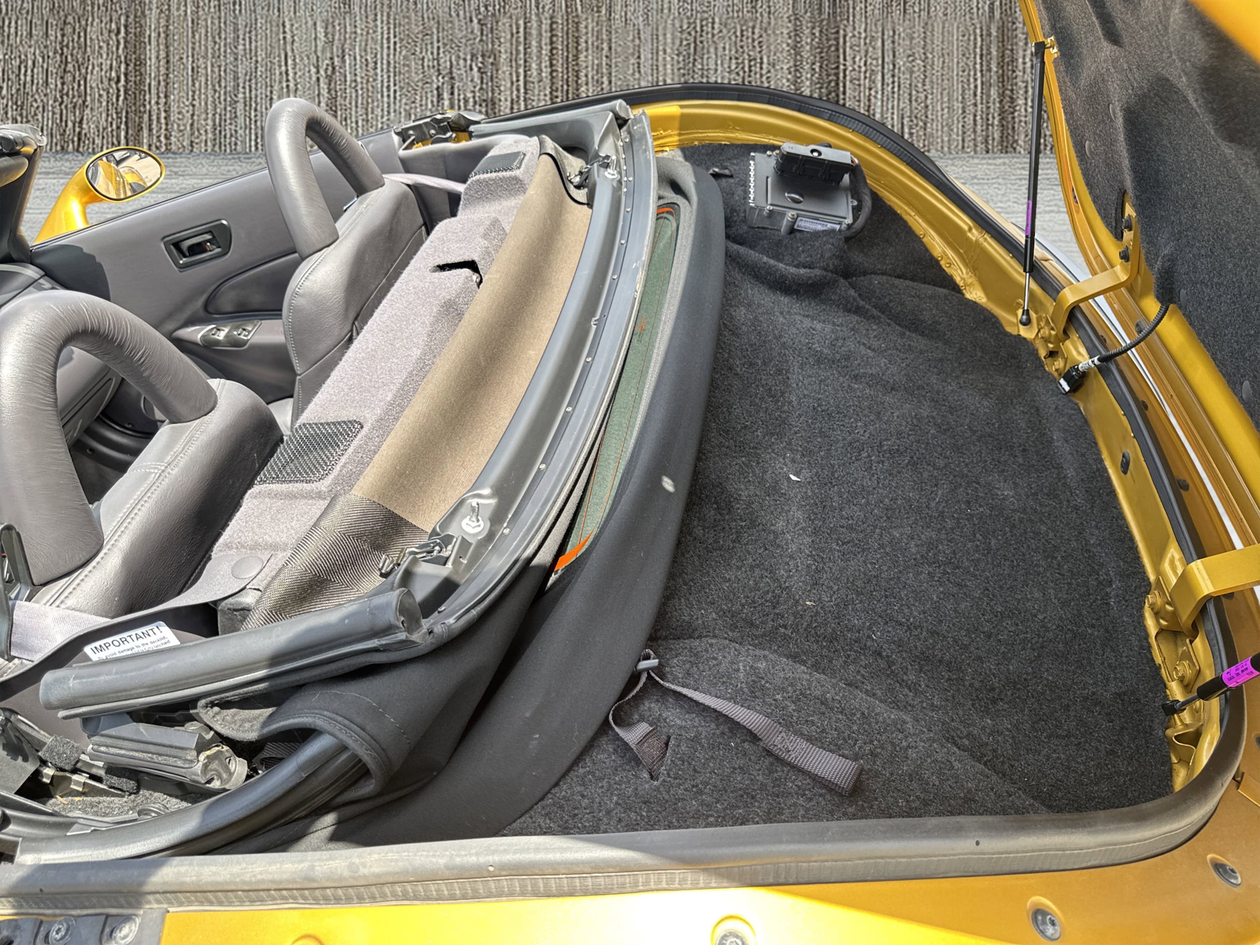2002 Chrysler Prowler Base - Photo 43