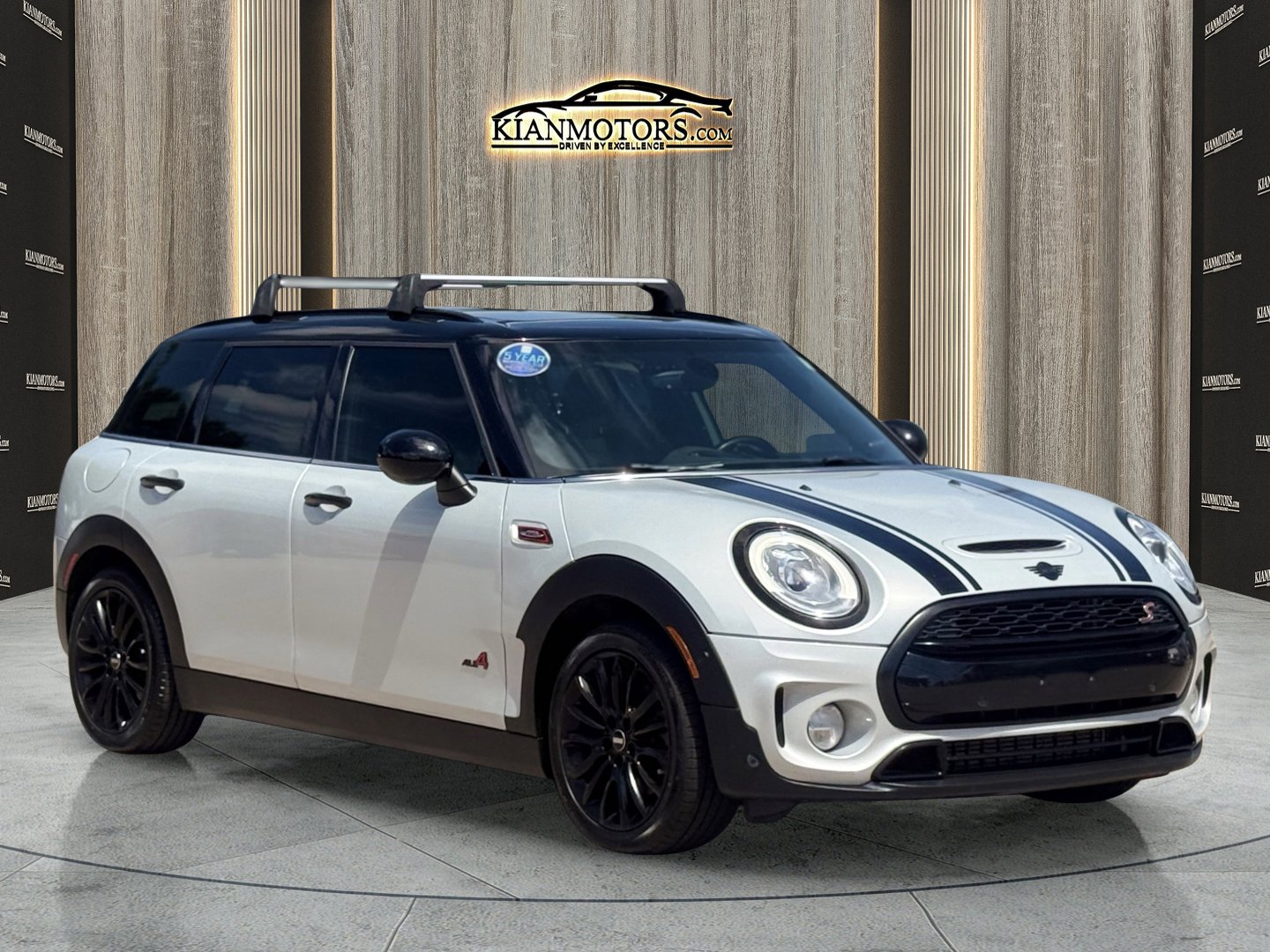 2018 MINI Clubman Cooper S ALL4's photo