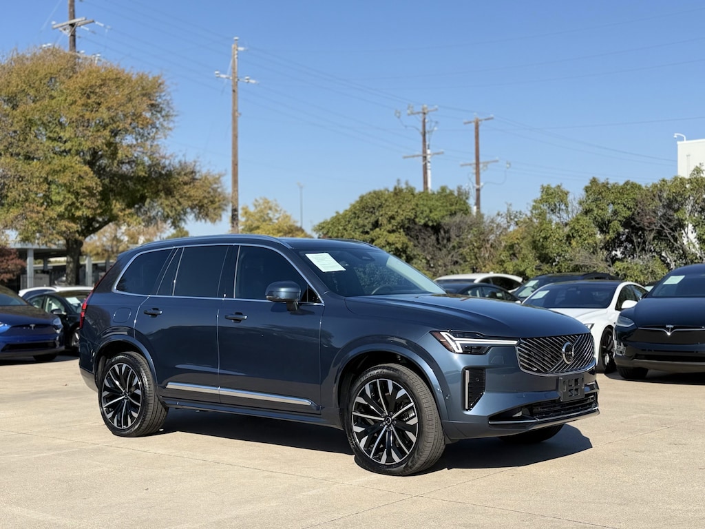 Used 2025 Volvo XC90 plug-in hybrid Ultra SUV