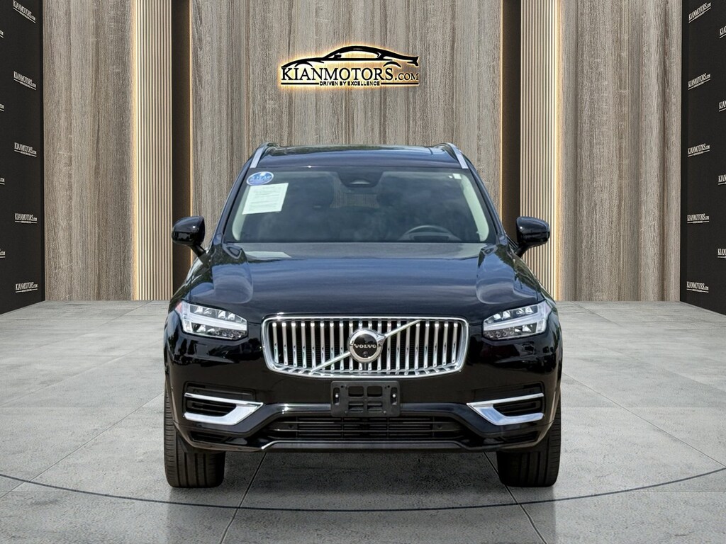 Used 2025 Volvo XC90 plug-in hybrid Ultra SUV