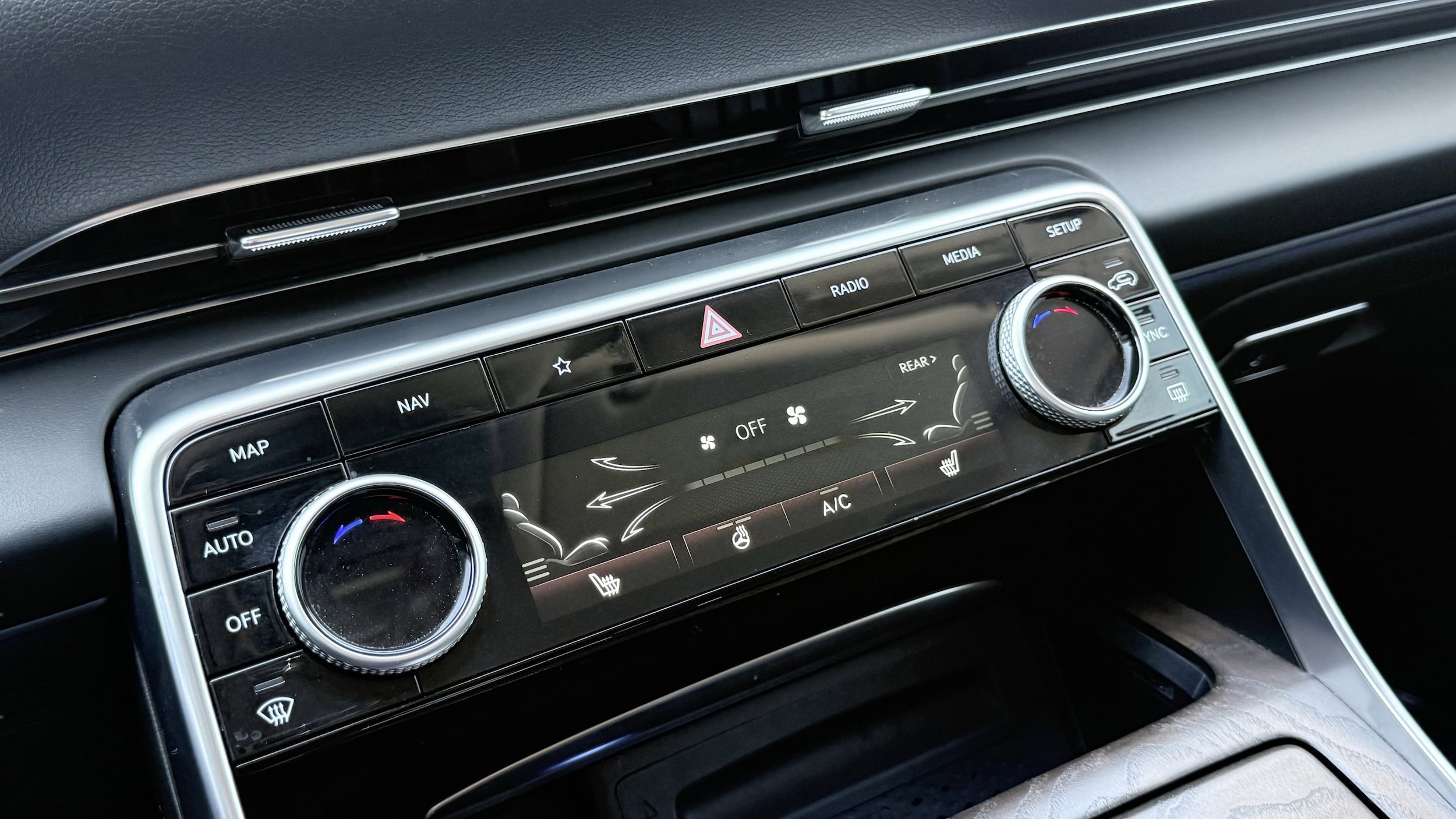 2024 GENESIS GV80 Standard - Photo 60