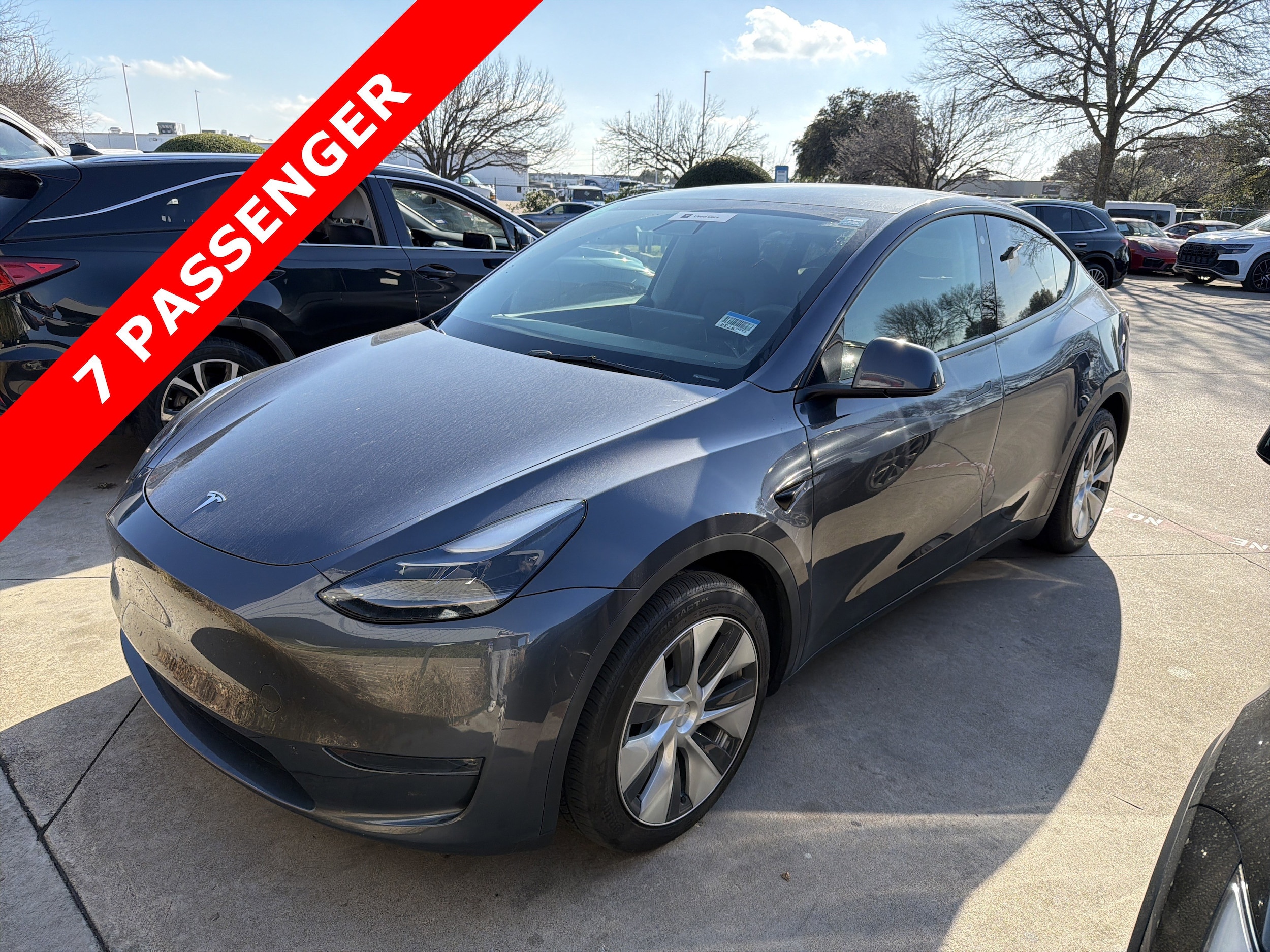 2023 Tesla Model Y Long Range's photo