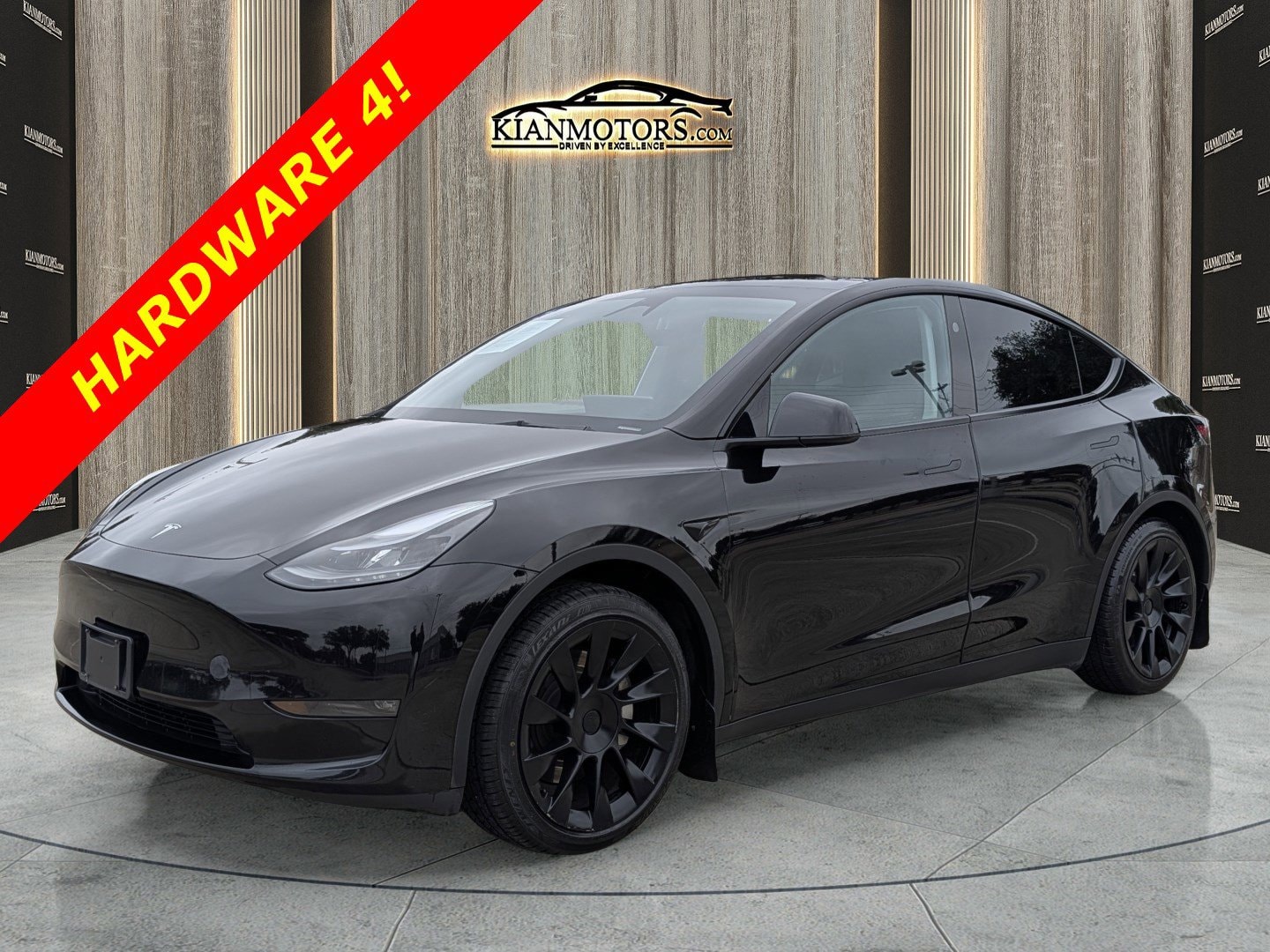 2023 Tesla Model Y Long Range's photo