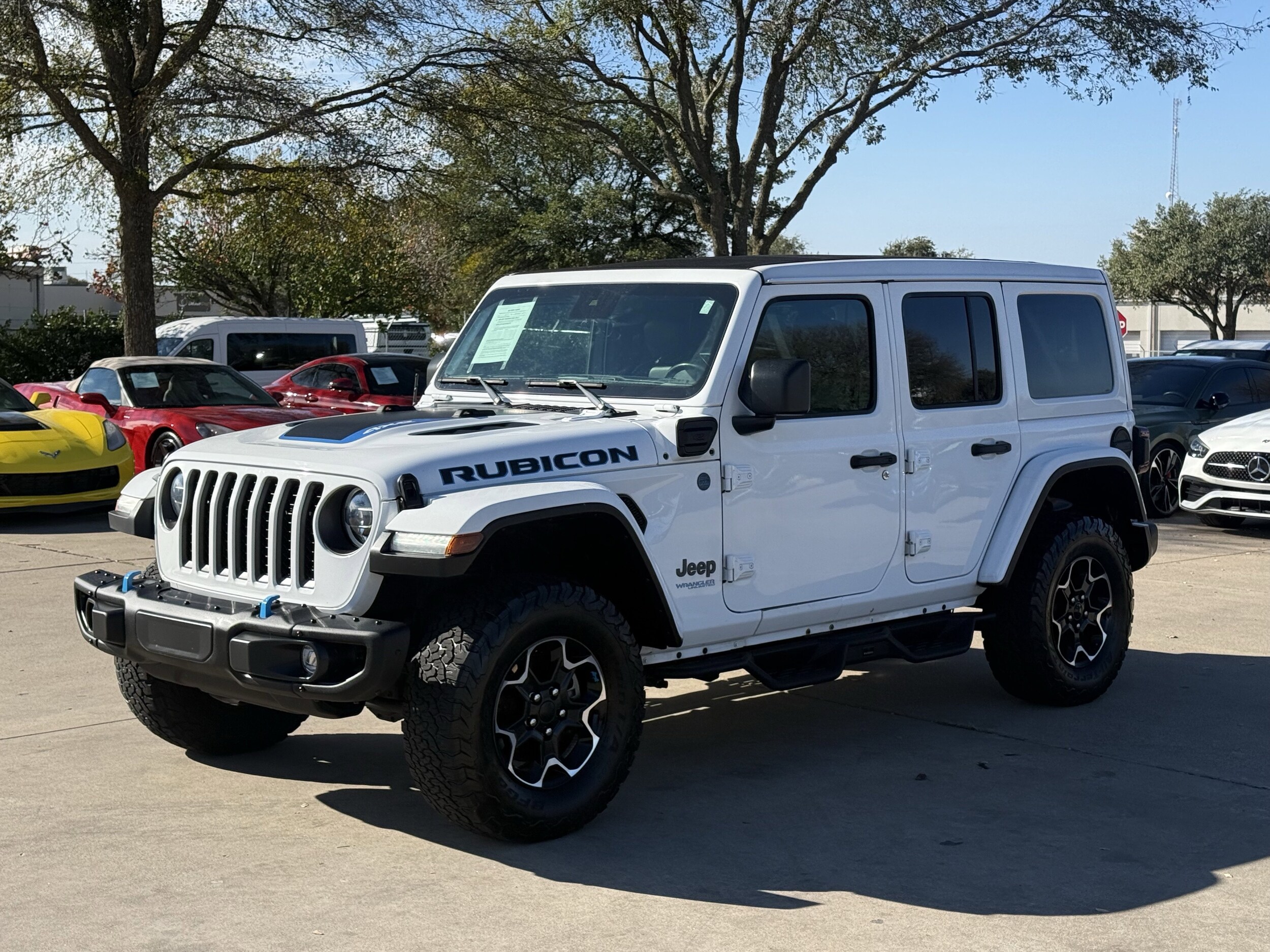 2022 Jeep Wrangler 4xe Unlimited Rubicon photo 3