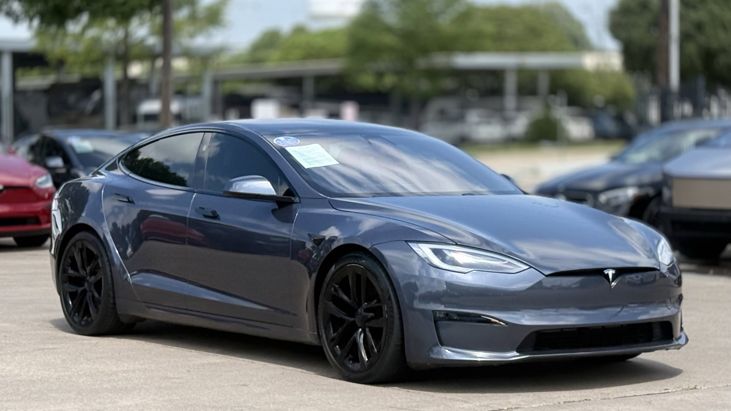 2022 Tesla Model S's photo
