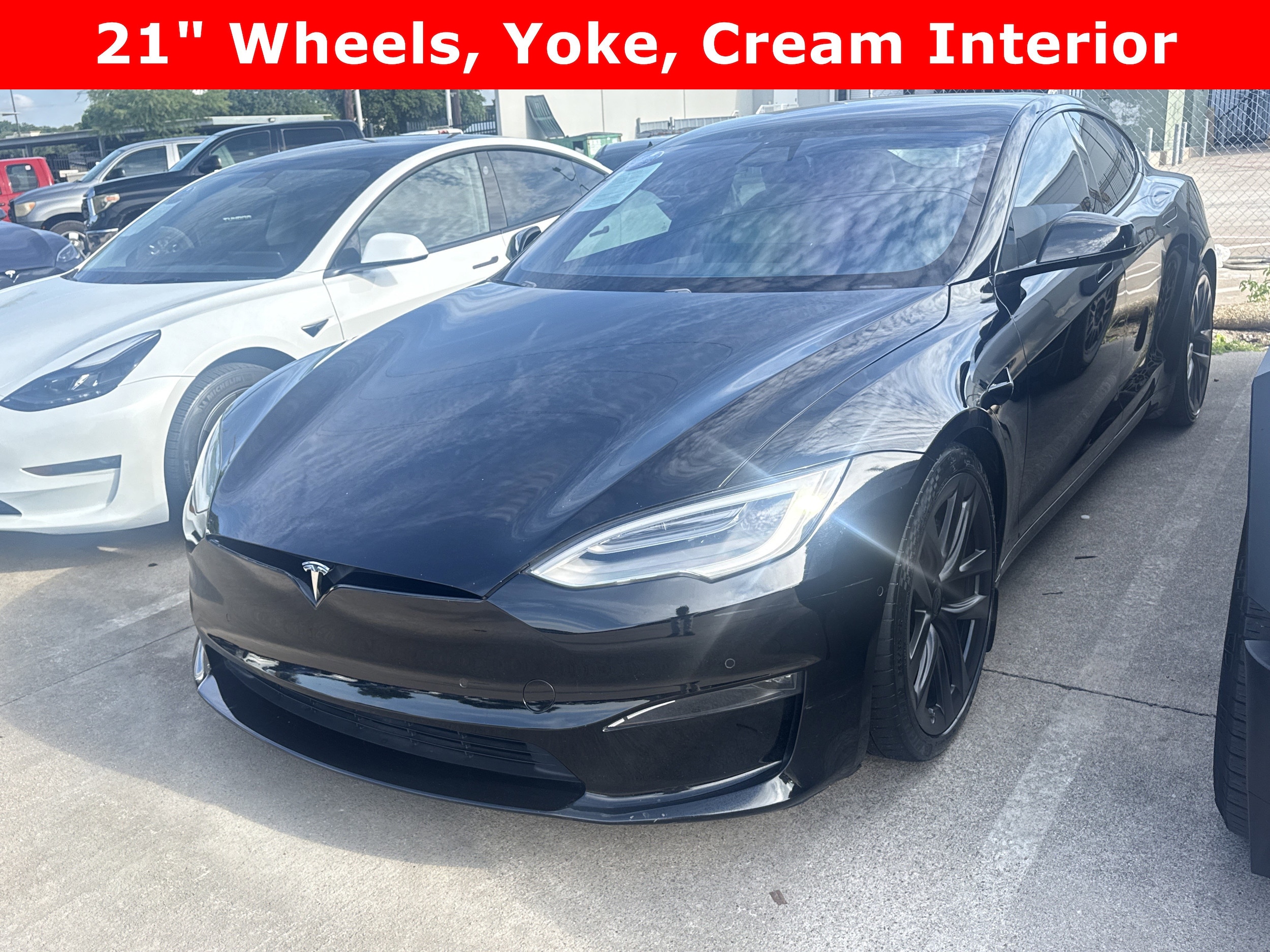 2022 Tesla Model S's photo