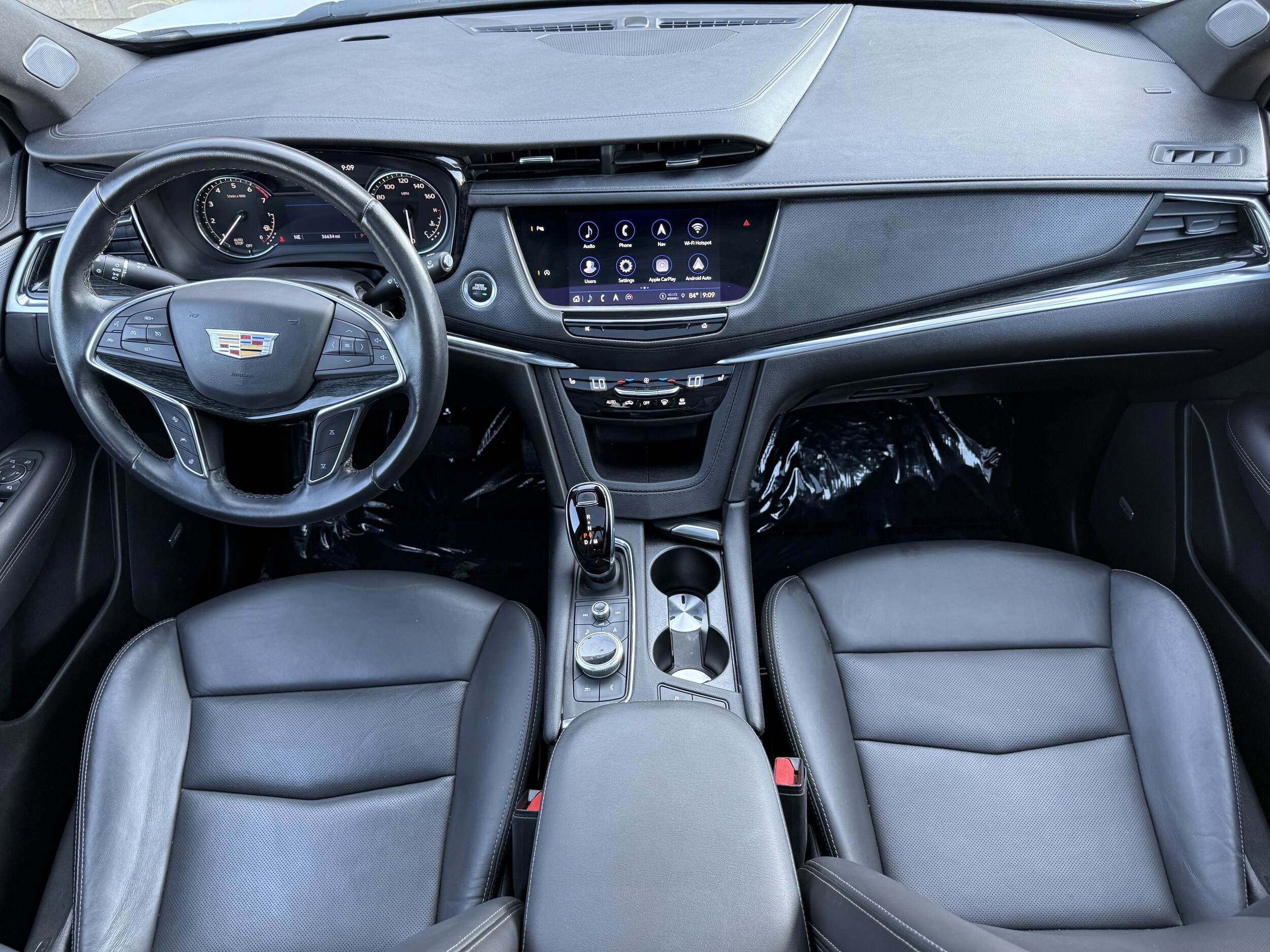 2023 Cadillac XT5 Premium Luxury photo 2