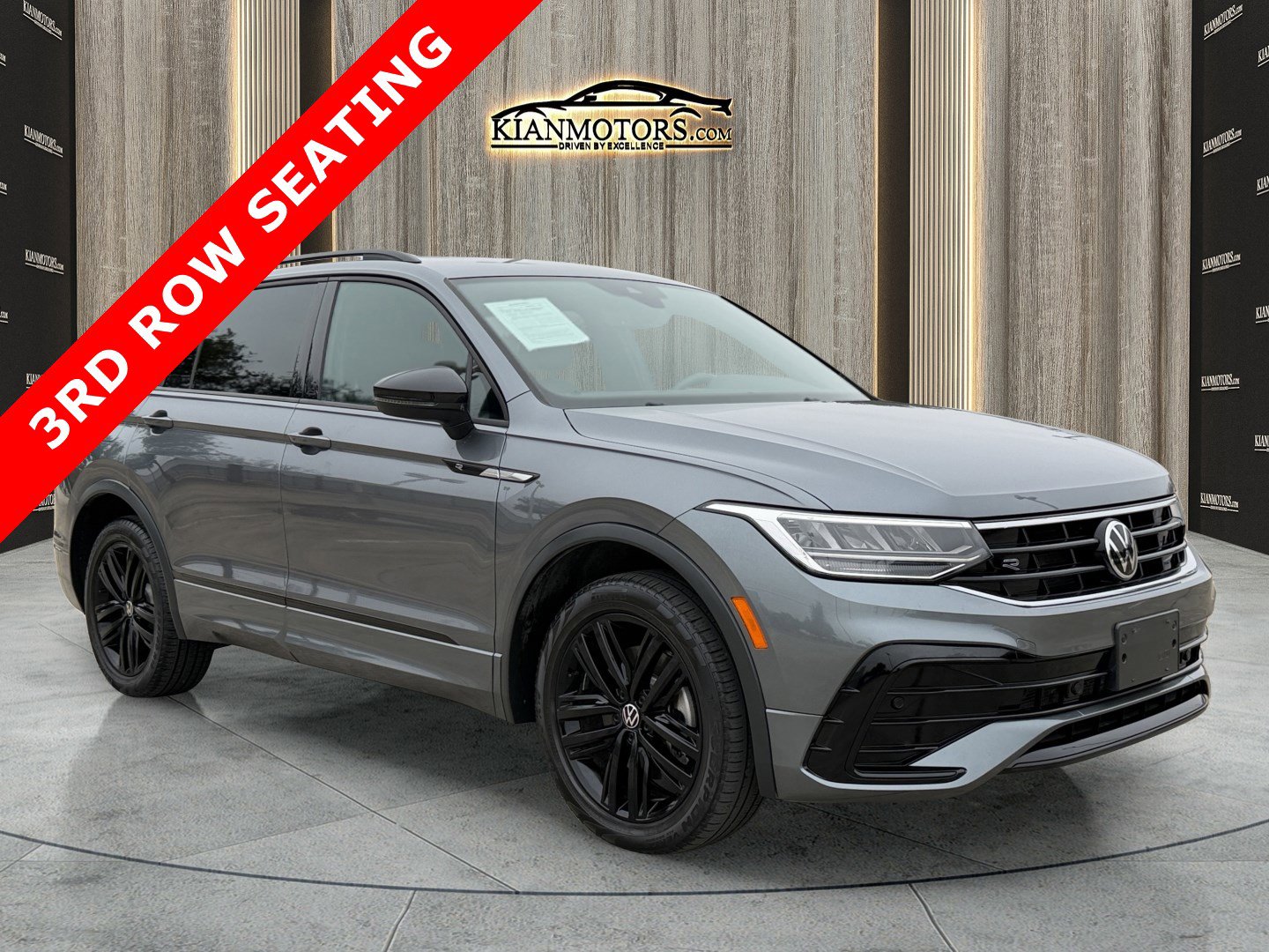 2022 Volkswagen Tiguan SE R-LINE BLACK