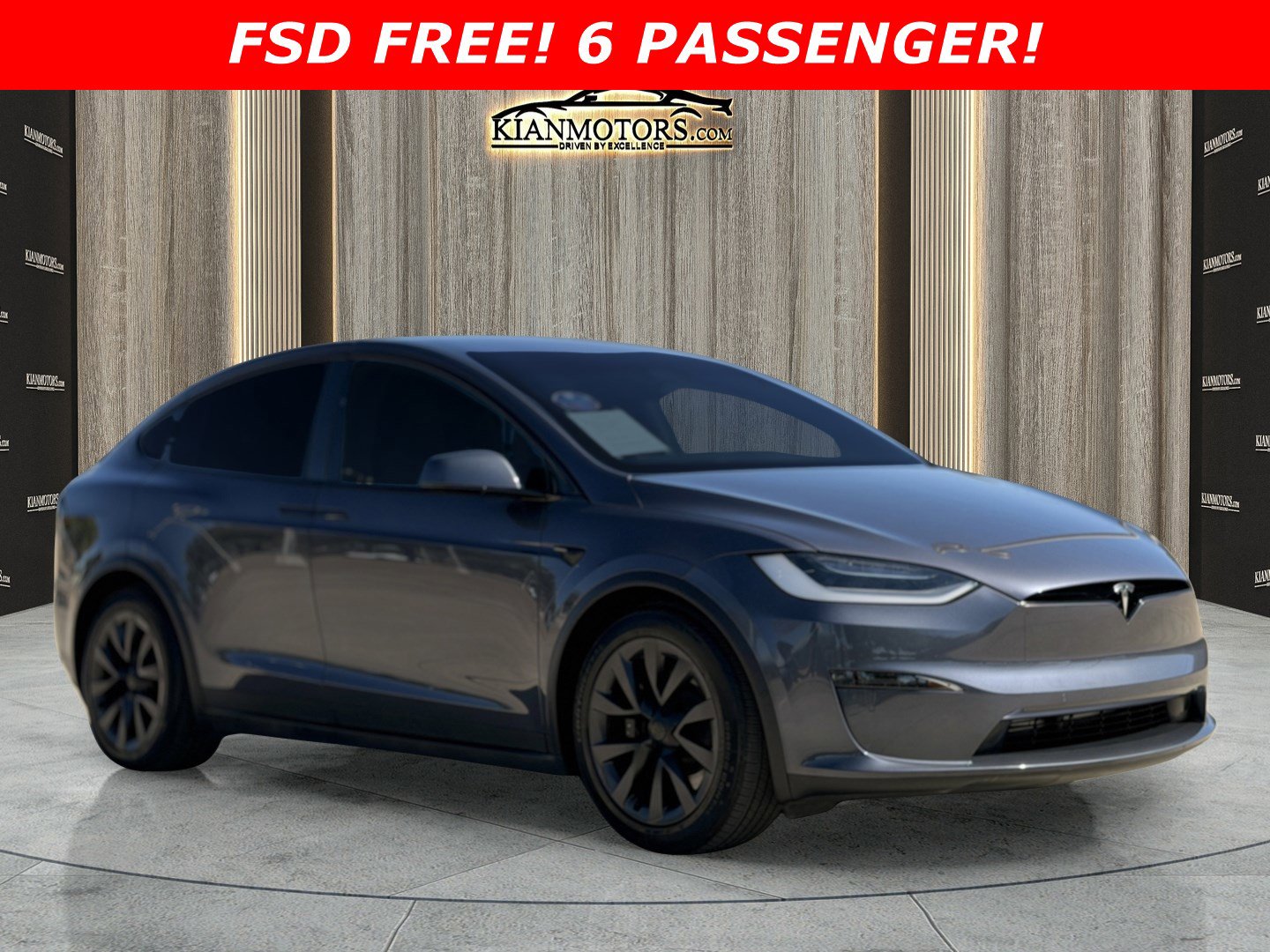 2022 Tesla Model X Plaid's photo