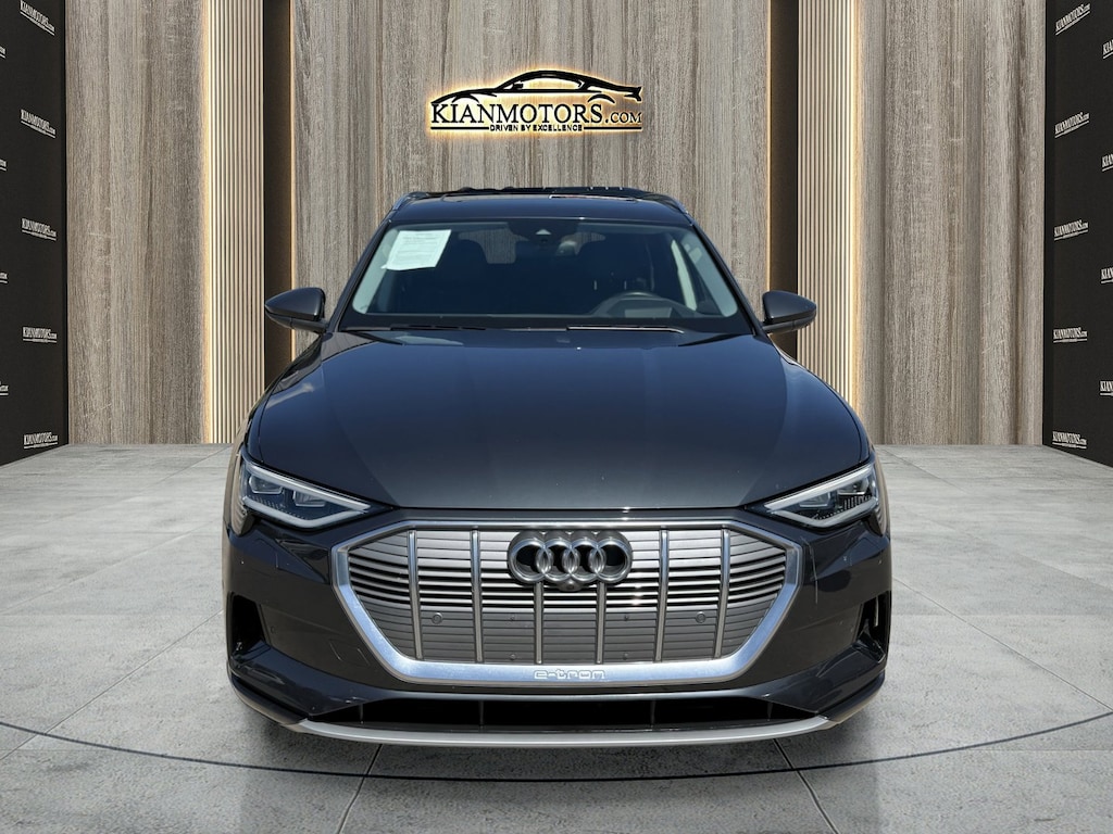 Used 2019 Audi e-tron Prestige SUV