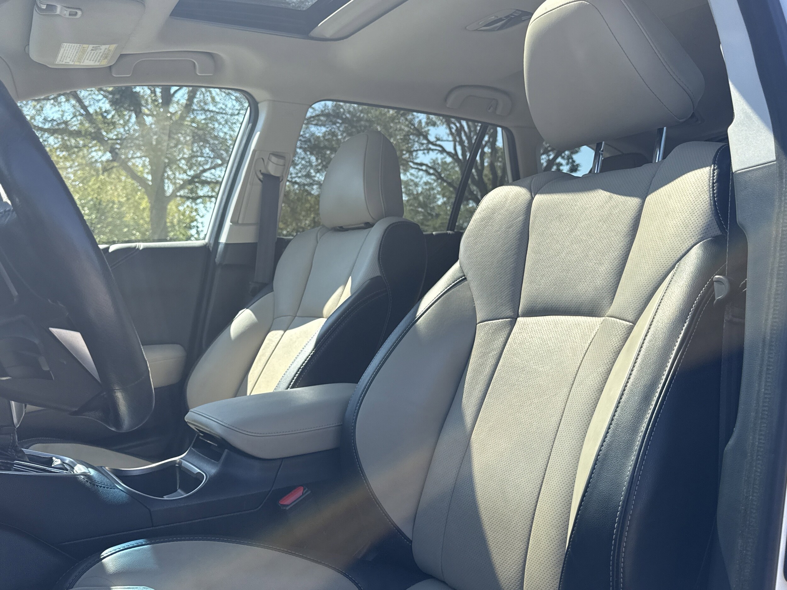 2020 Subaru Outback Limited XT photo 3