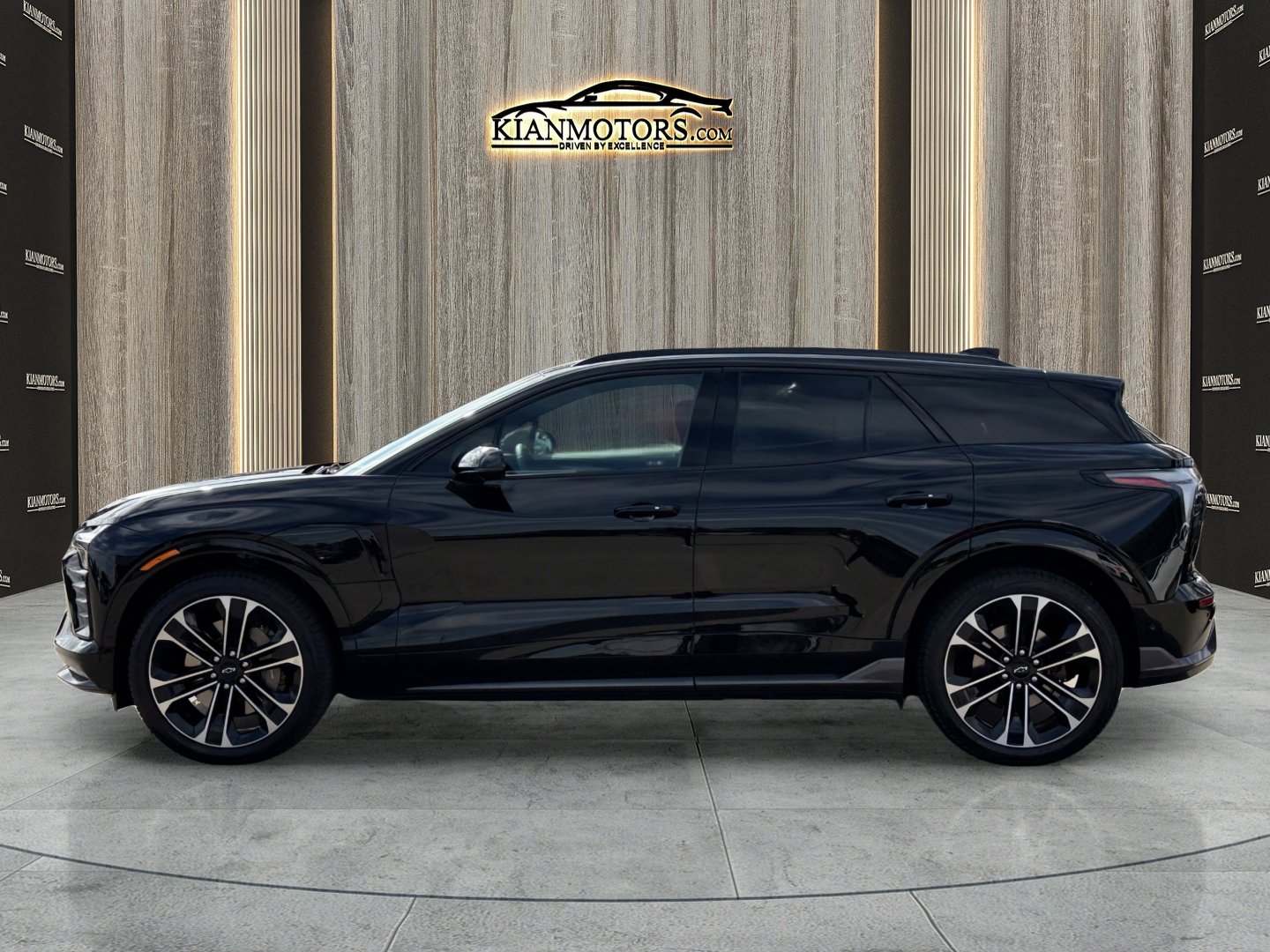 2025 Chevrolet Blazer EV photo 4