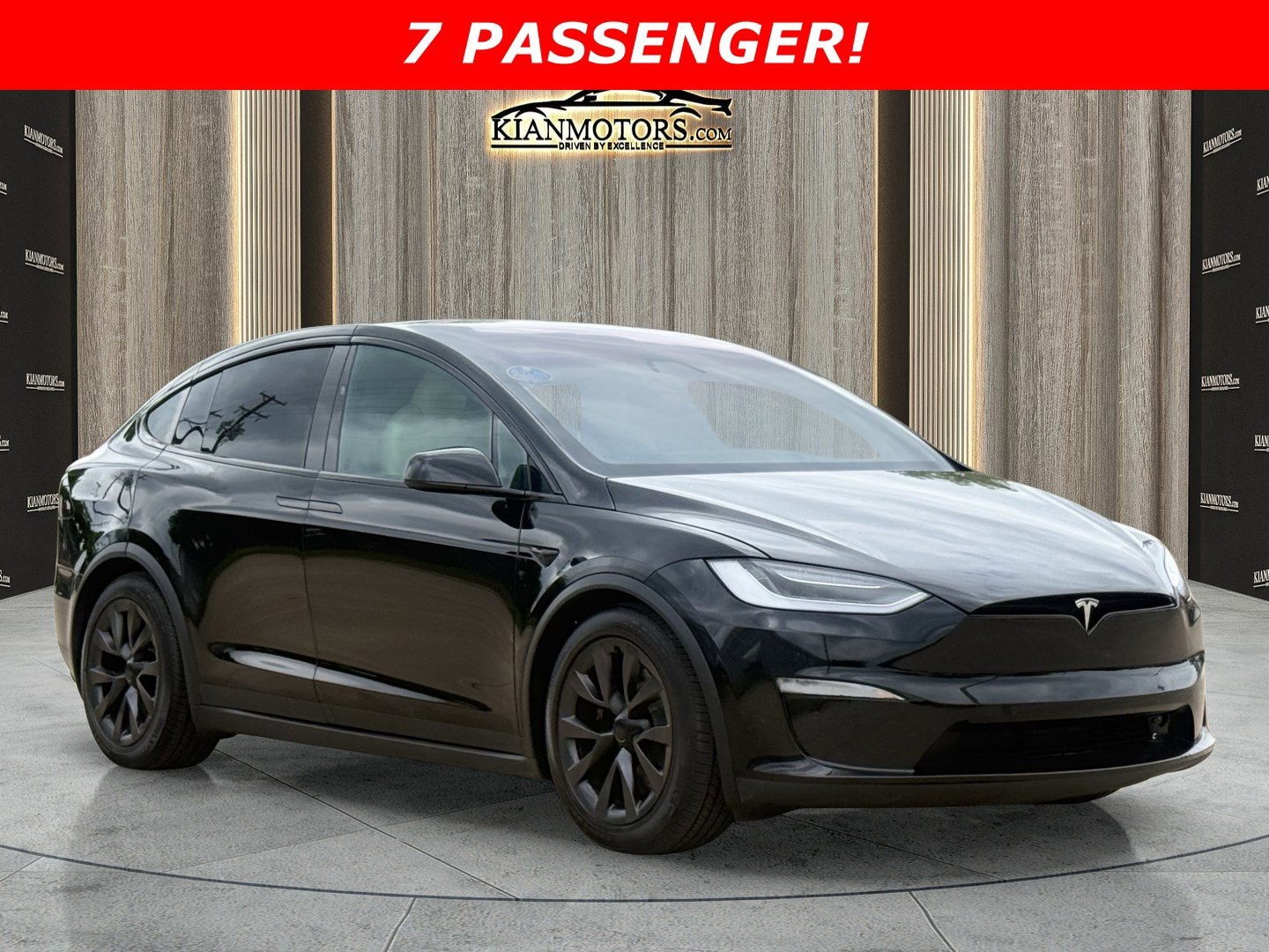 2022 Tesla Model X Long Range's photo