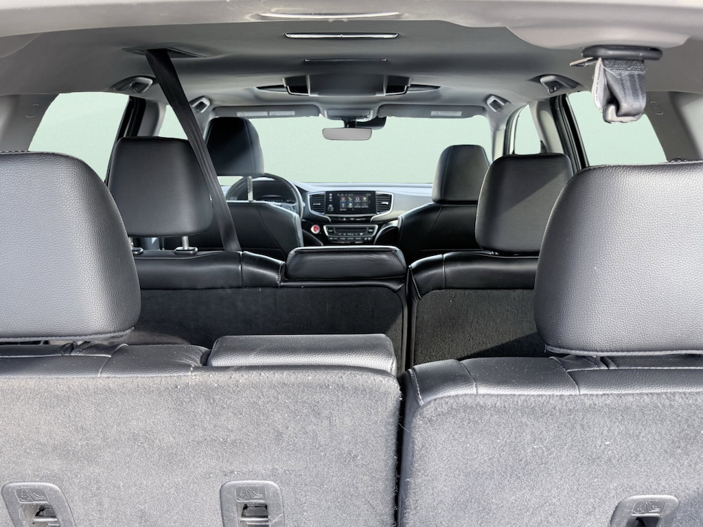 Used 2022 Honda Pilot Touring 8-Passenger SUV