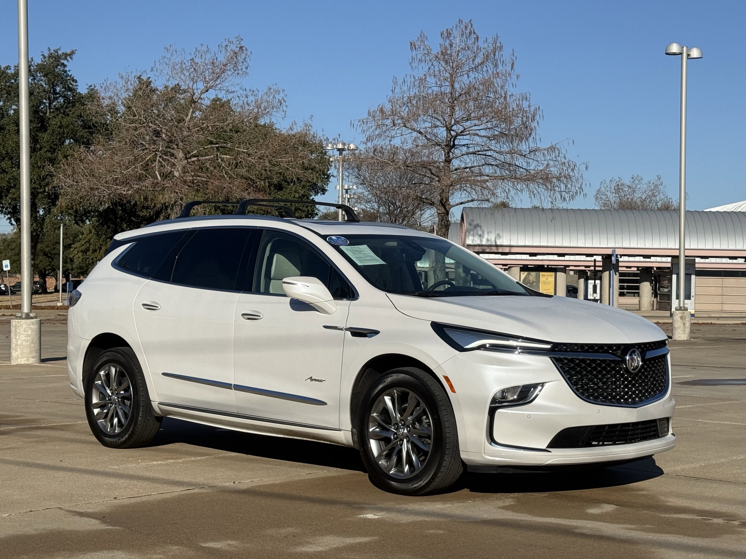 2024 Buick Enclave Avenir's photo