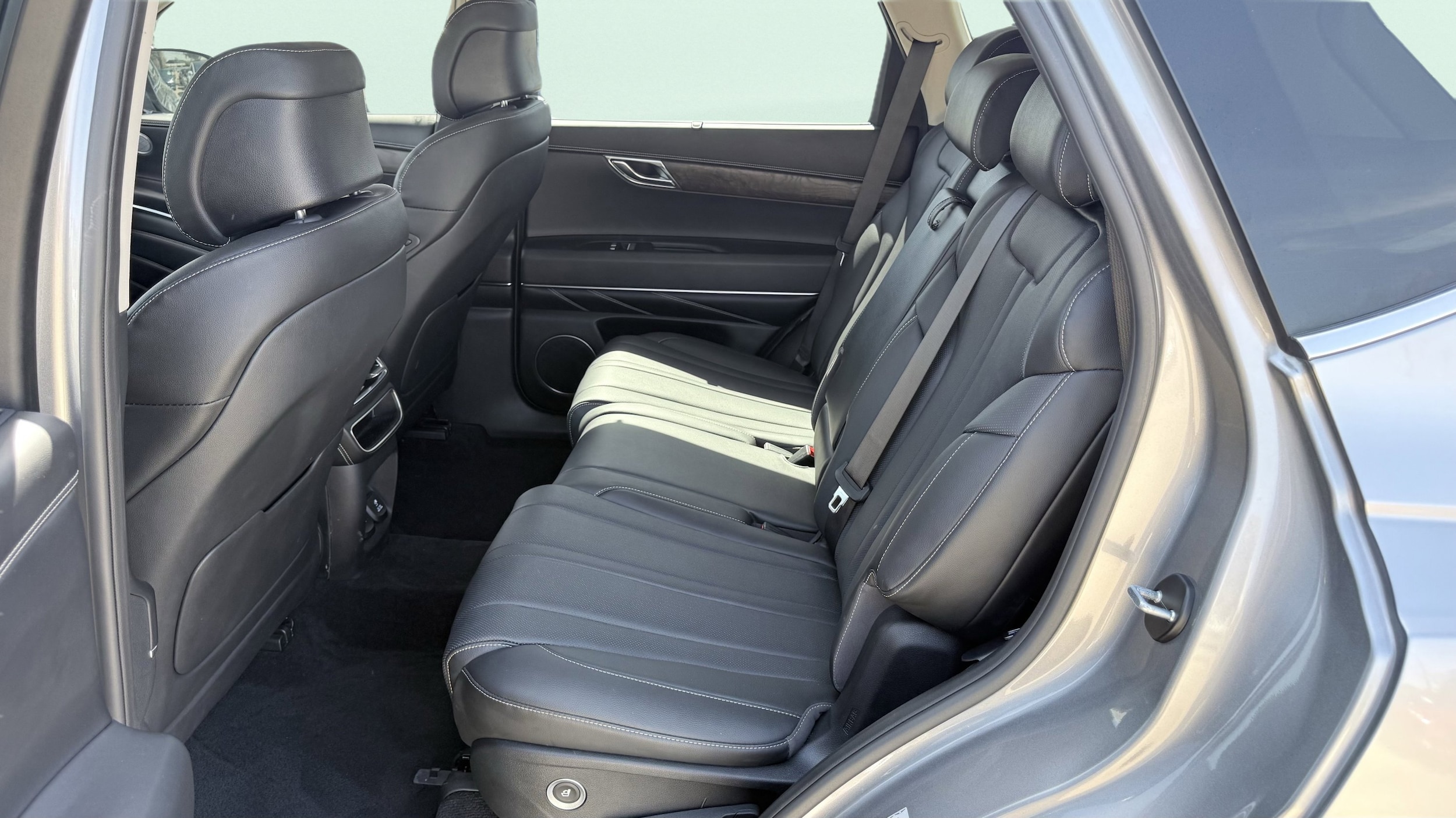 2024 GENESIS GV80 Standard - Photo 29