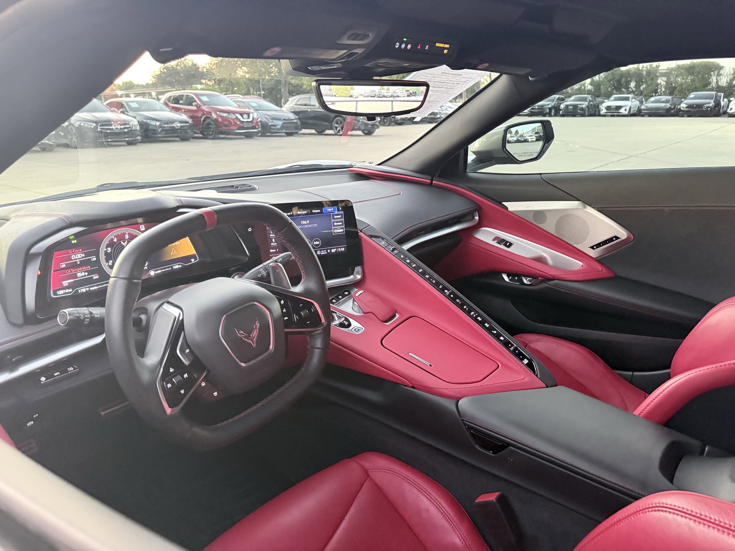 2023 Chevrolet Corvette Stingray 2LT photo 2