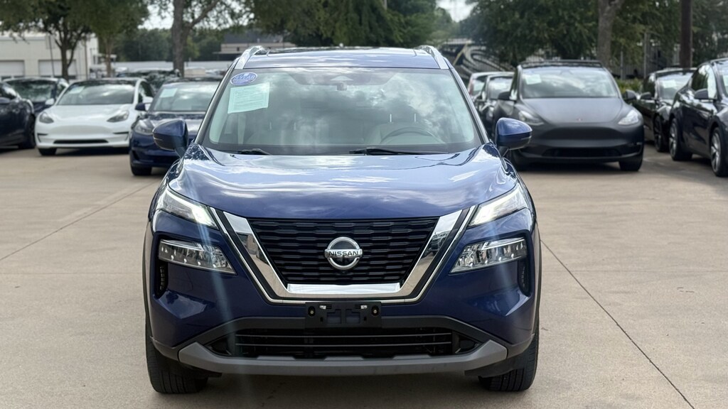 Used 2021 Nissan Rogue SV SUV