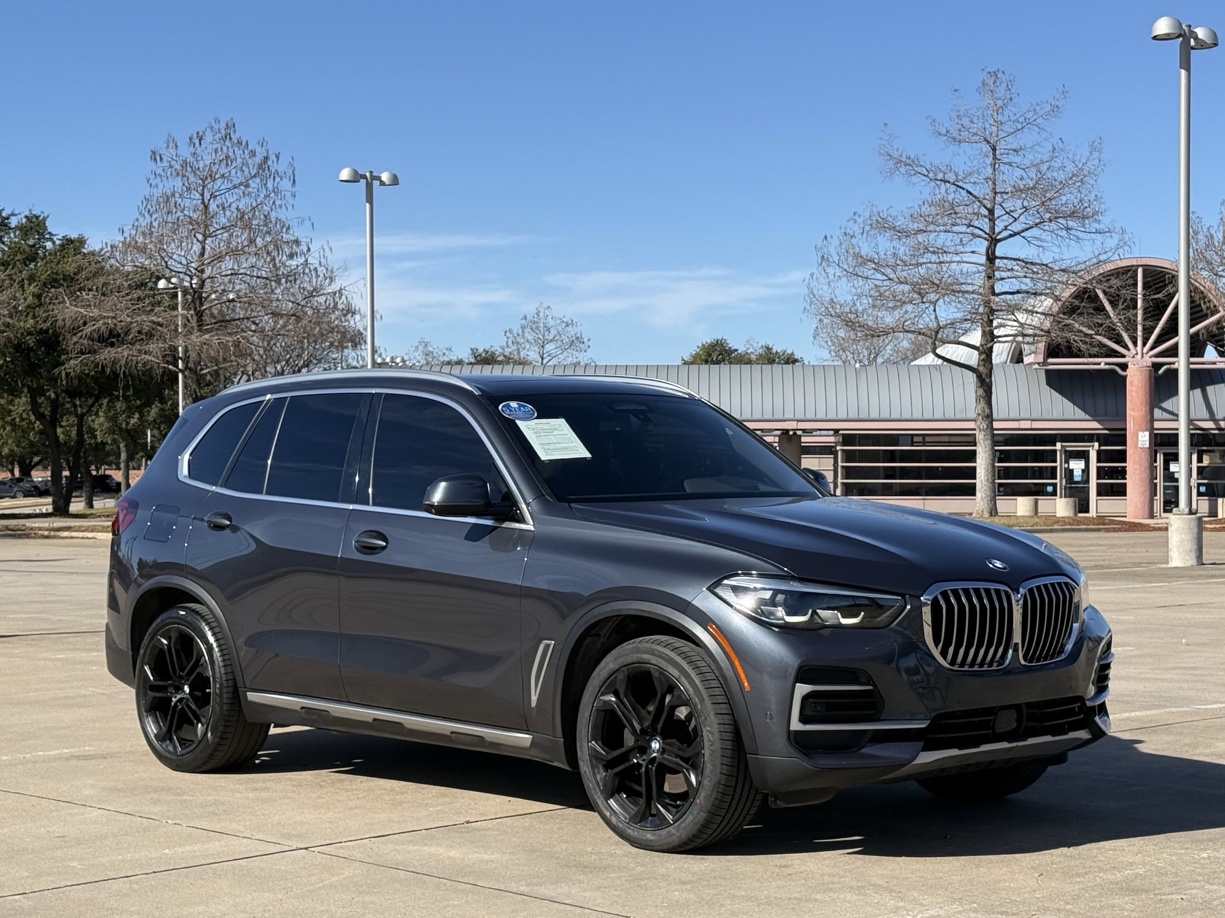 2022 BMW X5 40i's photo