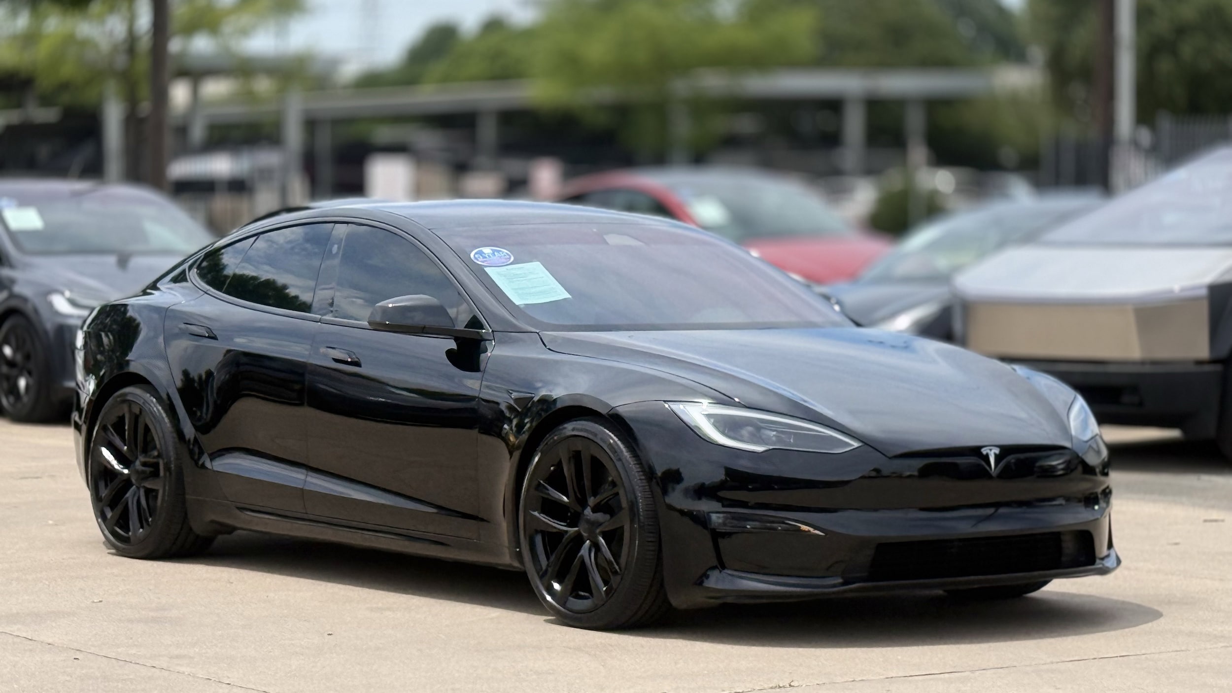 2023 Tesla Model S Plaid's photo