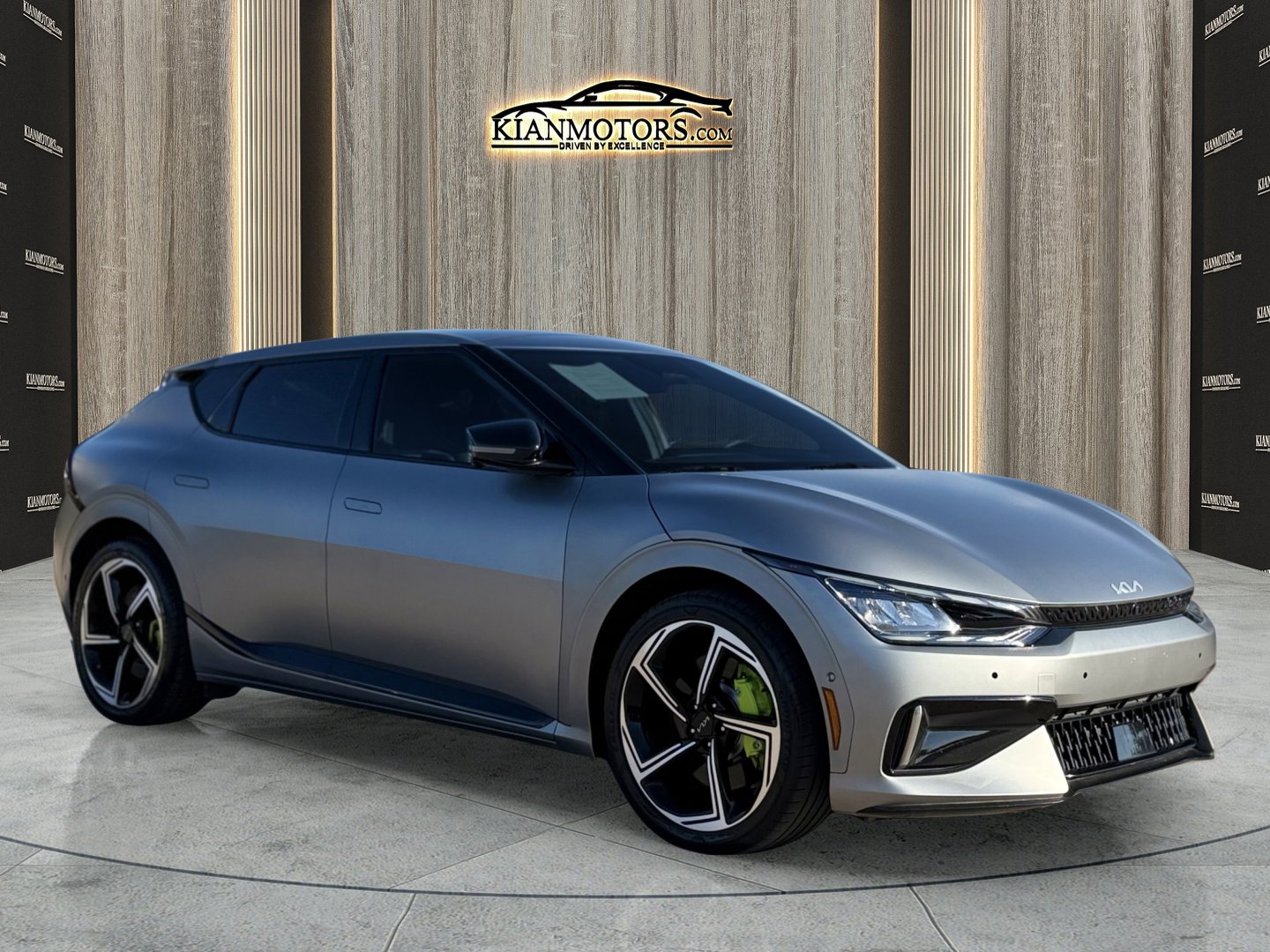 2023 Kia EV6 GT's photo