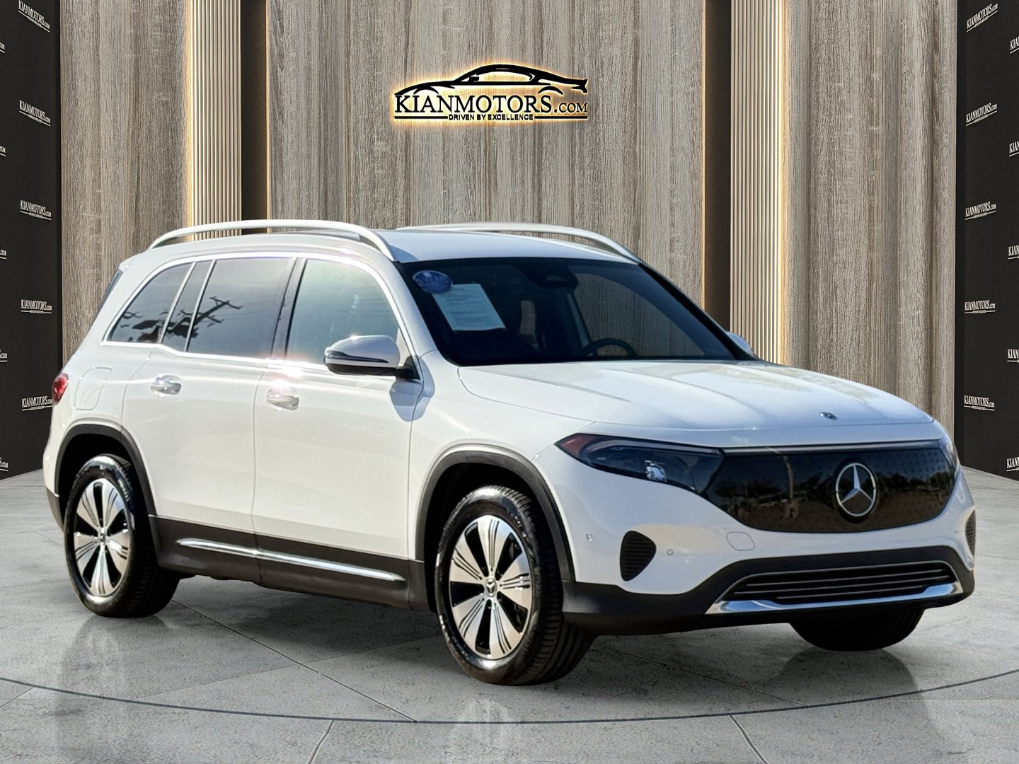 2025 Mercedes-Benz EQB
