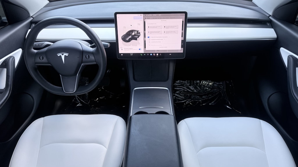 Used 2022 Tesla Model Y Long Range SUV