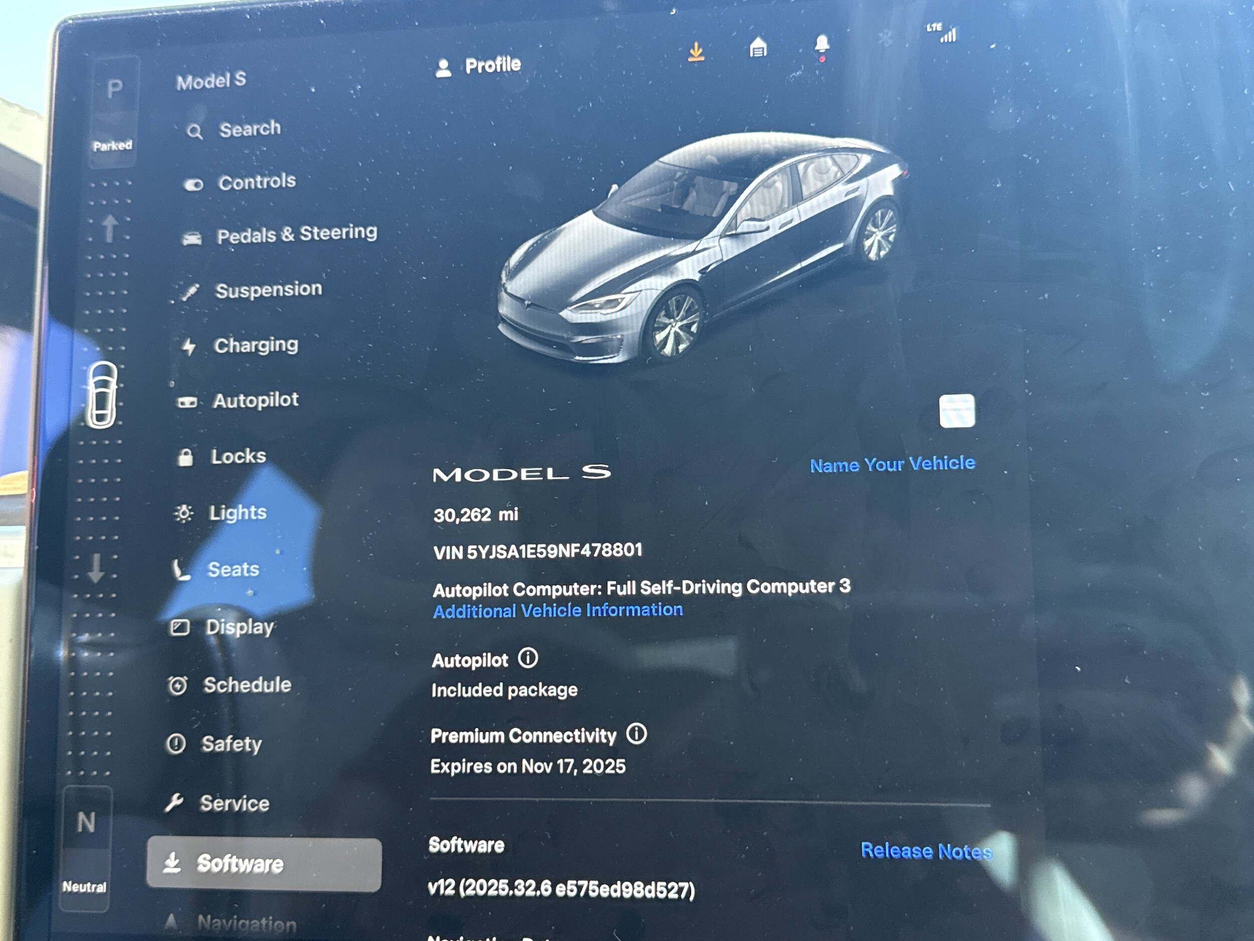 2022 Tesla Model S photo 3
