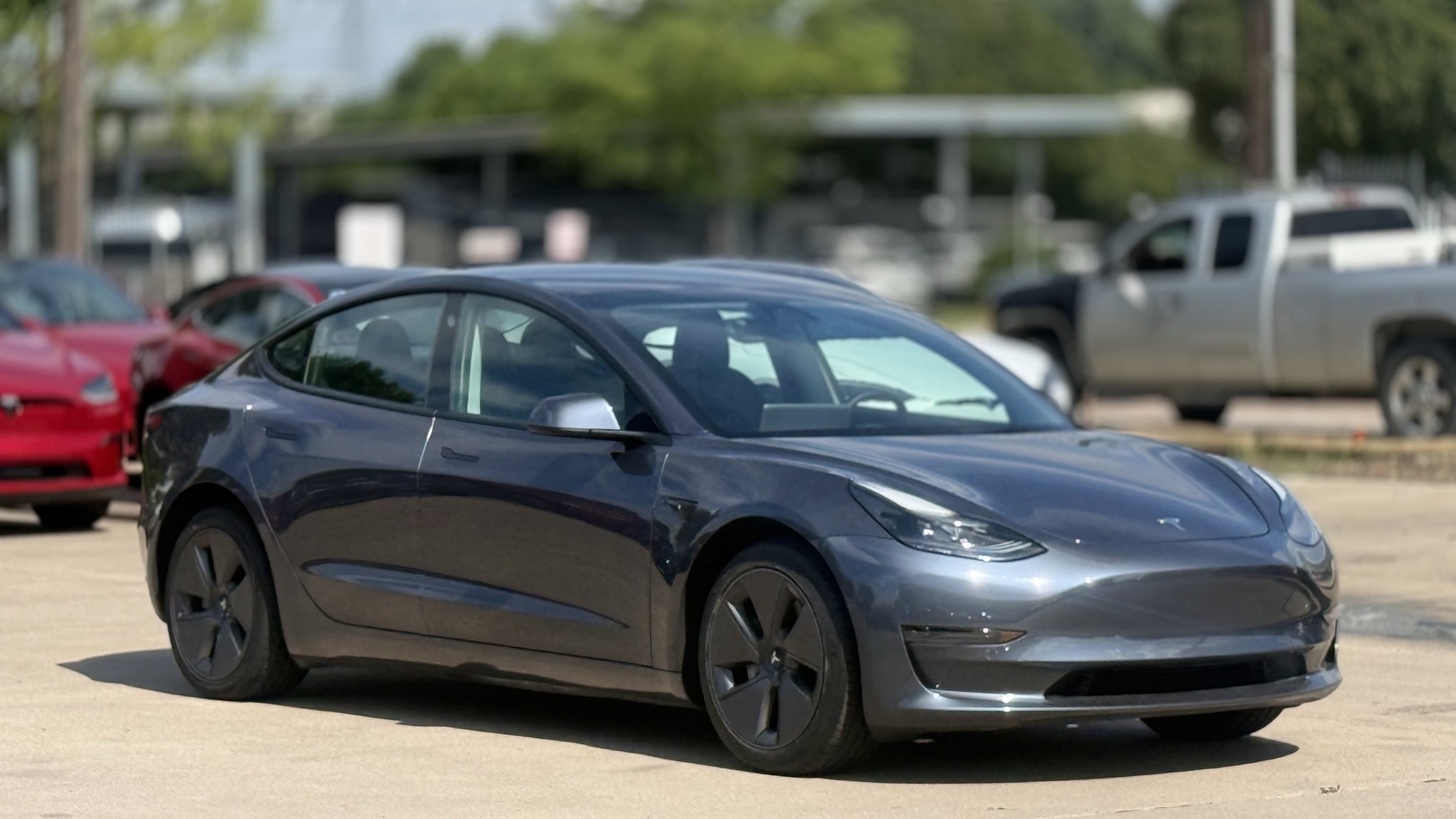 2021 Tesla Model 3 Standard Range Plus's photo