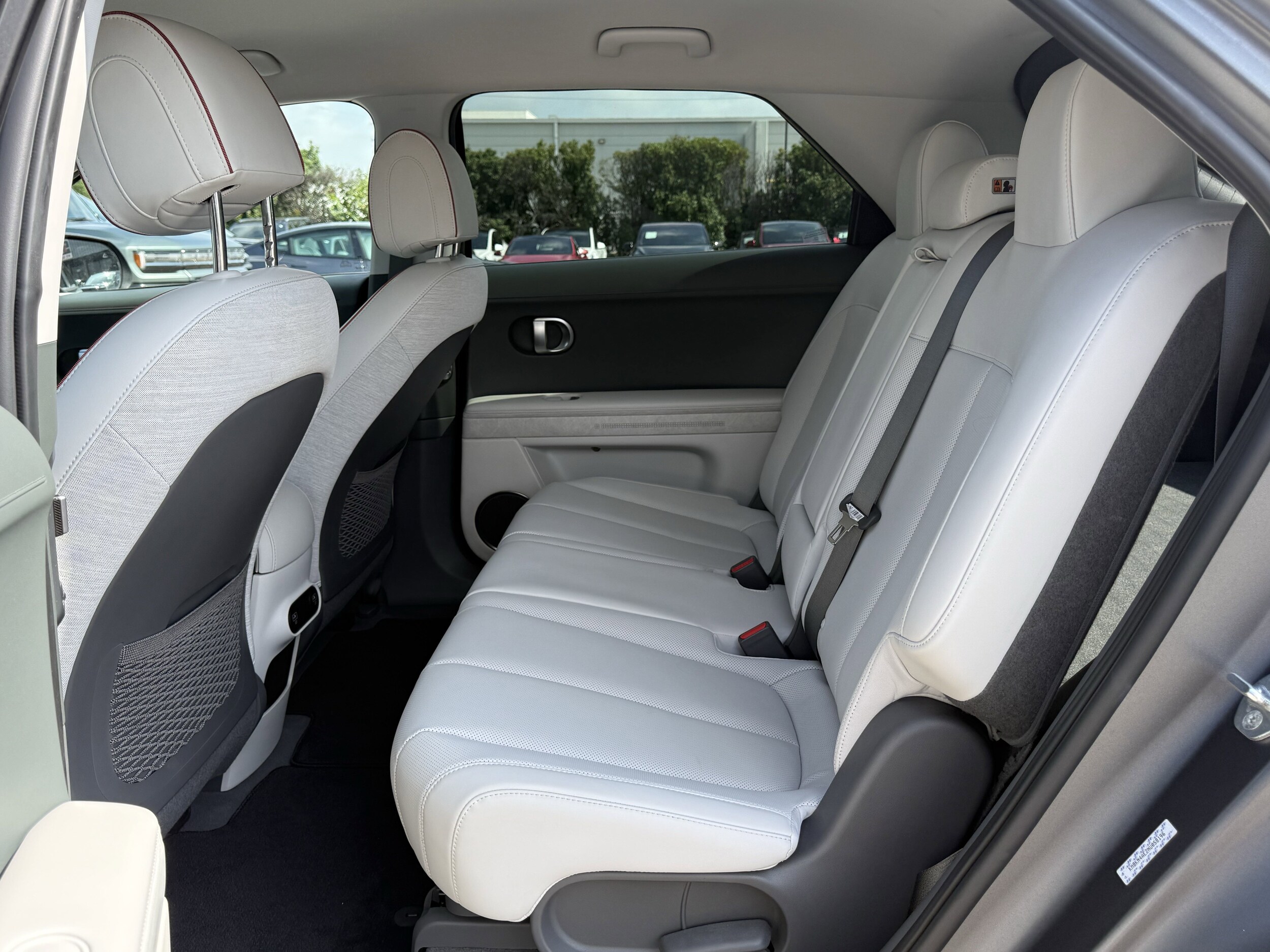 2022 Hyundai Ioniq 5 SEL photo 4